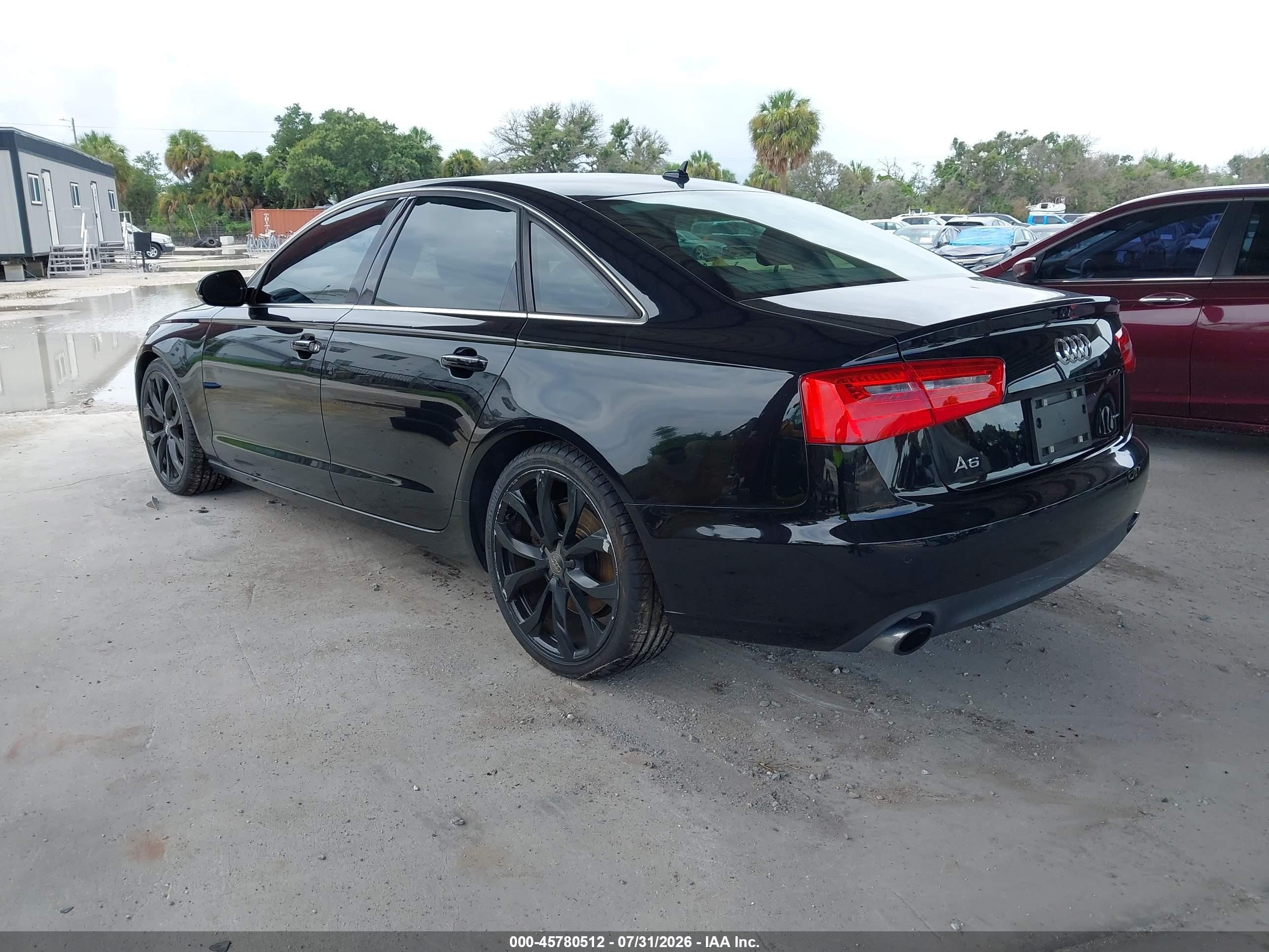 2015 Audi A6 2.0t Premium Черный vin: WAUGFAFC9FN024469