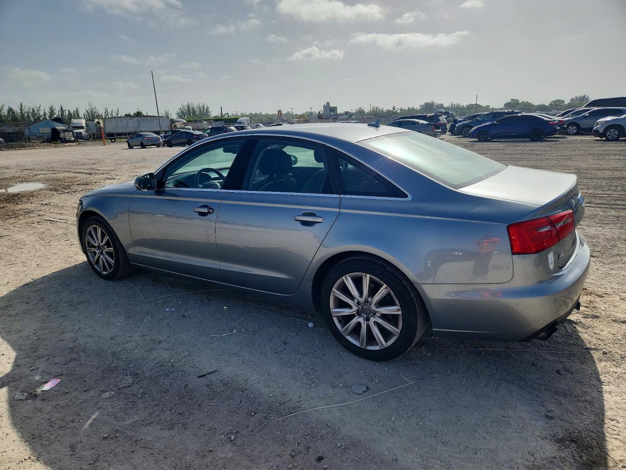 2013 Audi A6 Gray vin: WAUGFAFCXDN093507