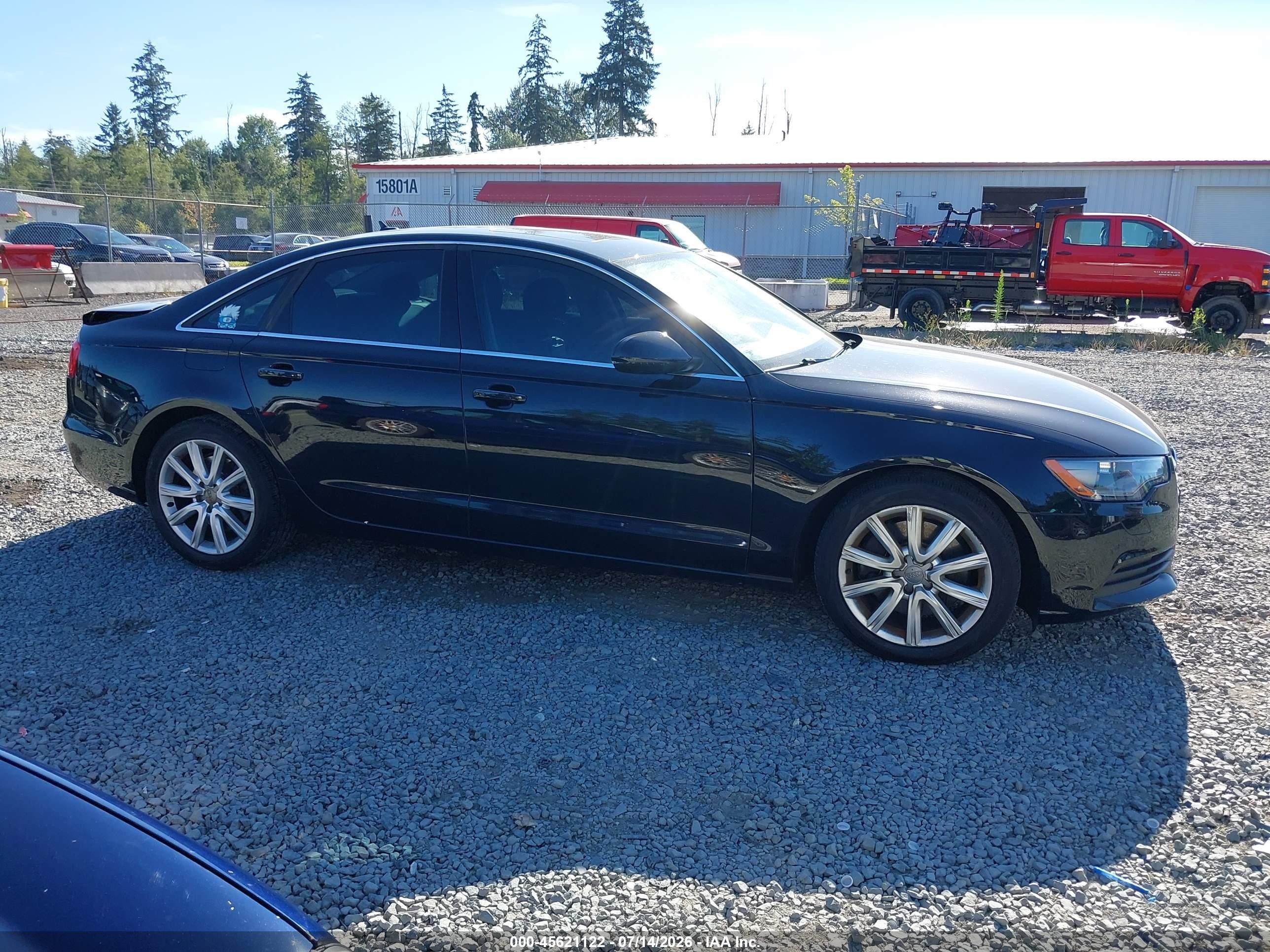 2014 Audi A6 2.0t Premium Черный vin: WAUGFAFCXEN010711