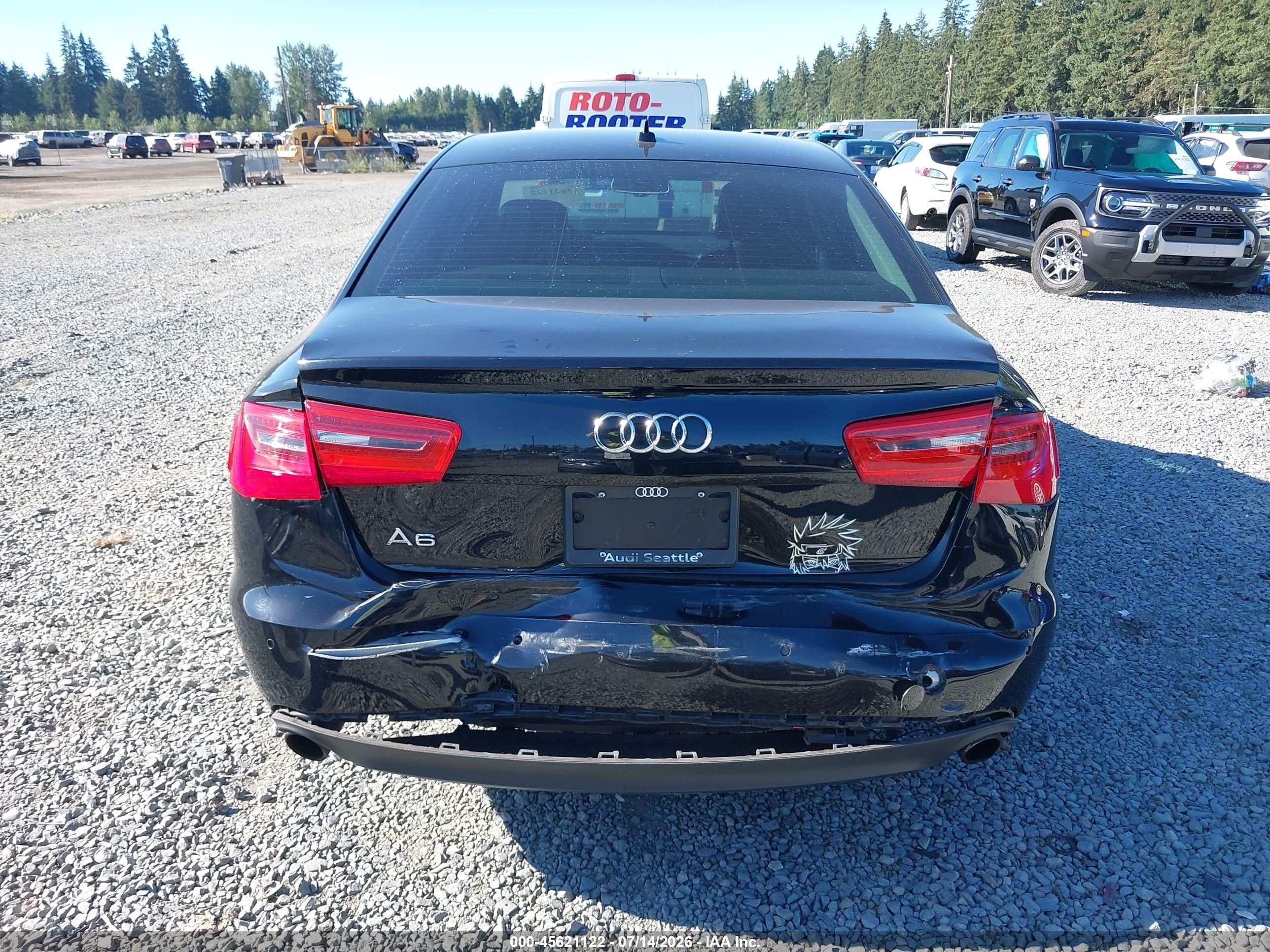 2014 Audi A6 2.0t Premium Черный vin: WAUGFAFCXEN010711