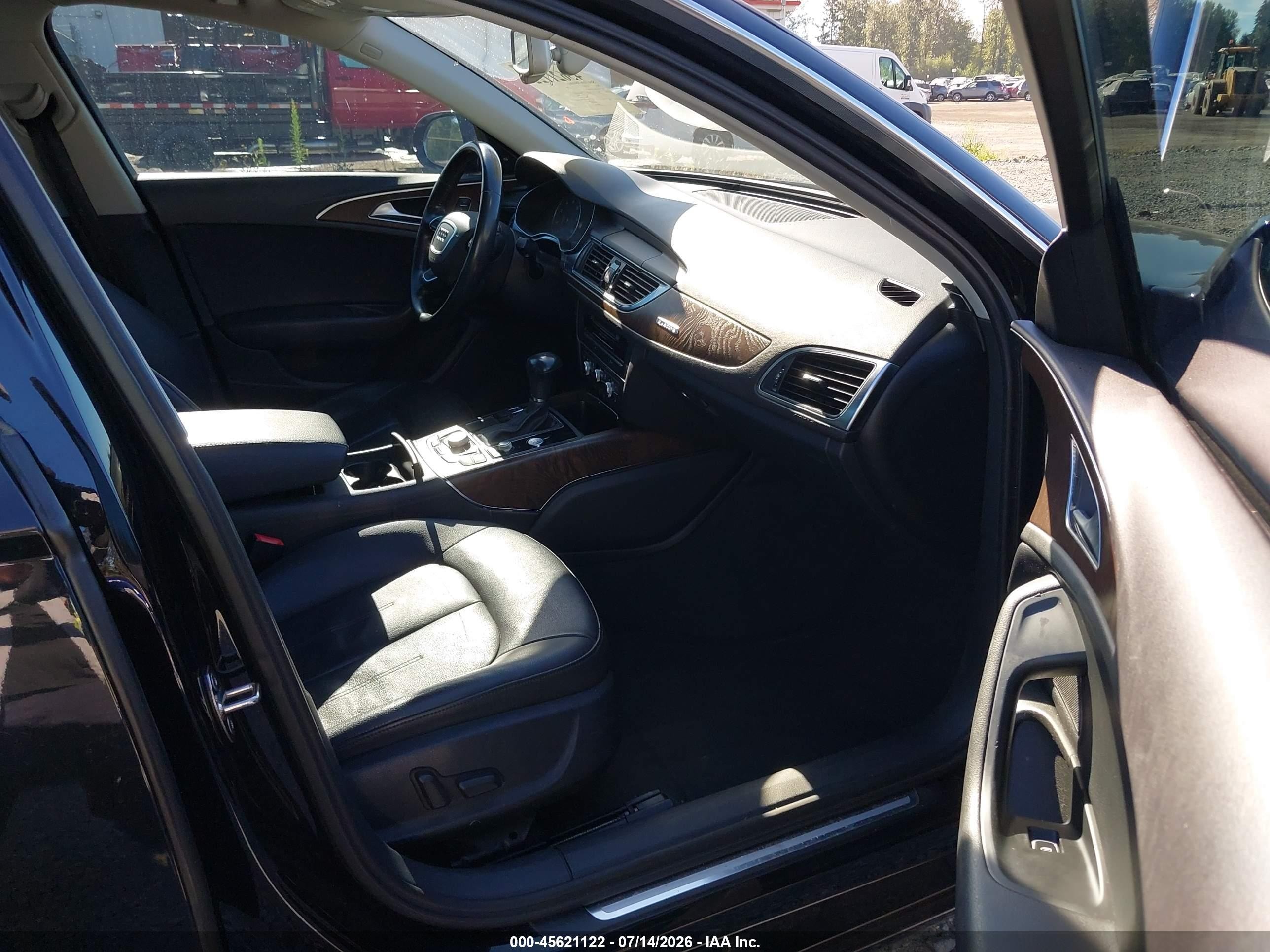 2014 Audi A6 2.0t Premium Черный vin: WAUGFAFCXEN010711