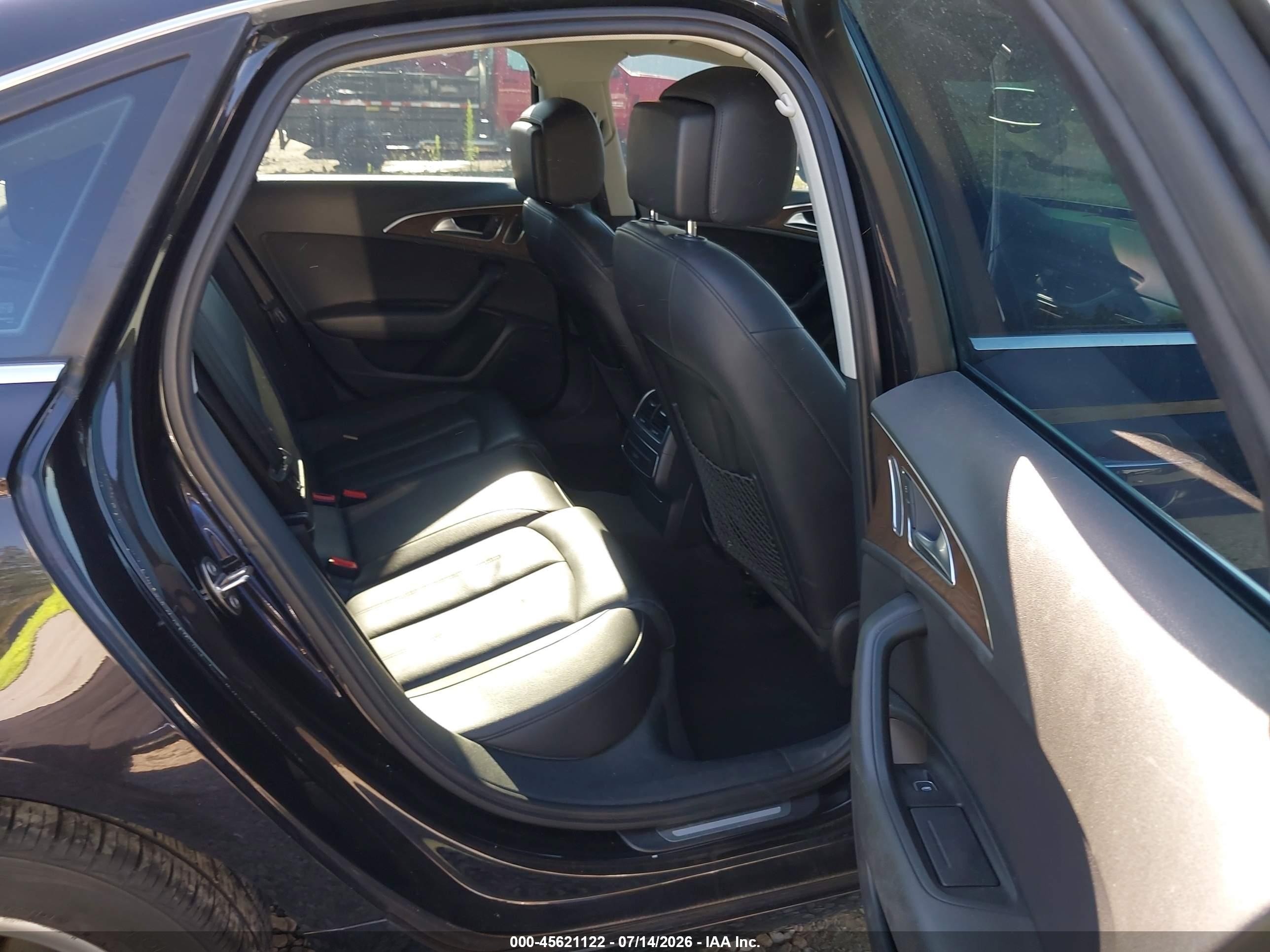 2014 Audi A6 2.0t Premium Черный vin: WAUGFAFCXEN010711