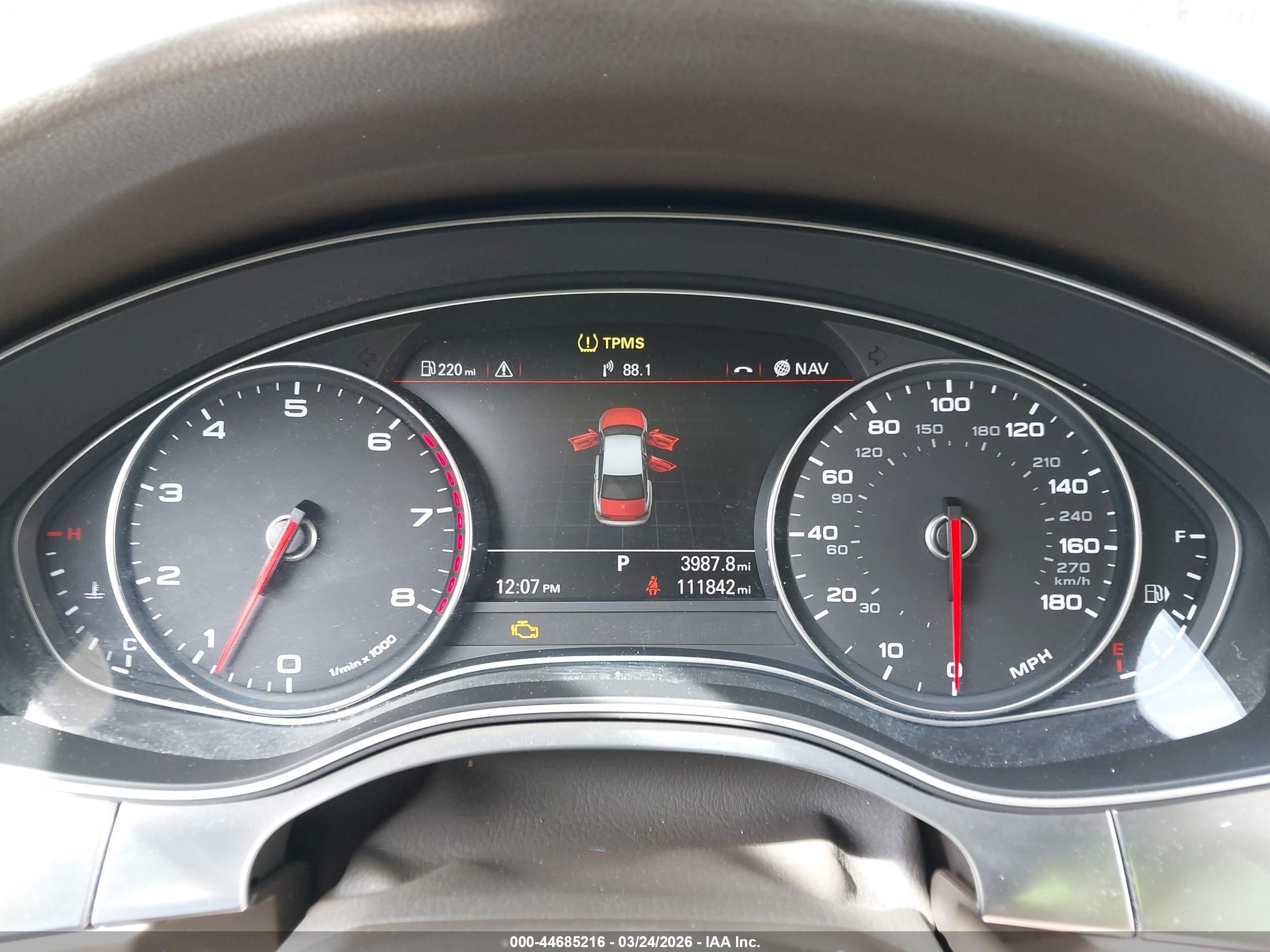 2014 Audi A6 2.0t Premium Белый vin: WAUGFAFCXEN047967