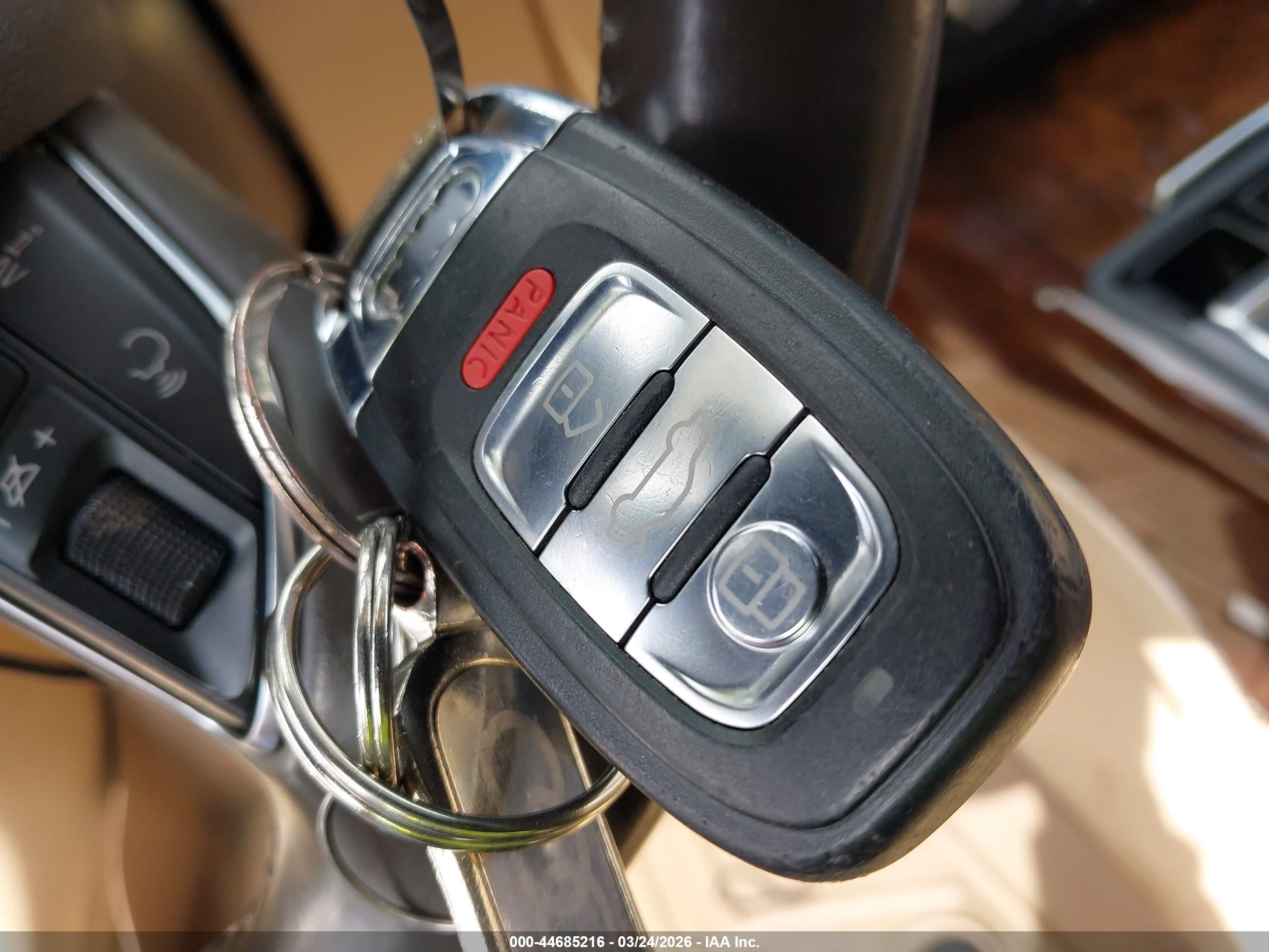 2014 Audi A6 2.0t Premium Белый vin: WAUGFAFCXEN047967