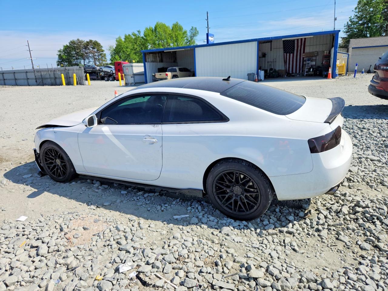 2013 Audi A5 Premium White vin: WAUGFAFR5DA061981