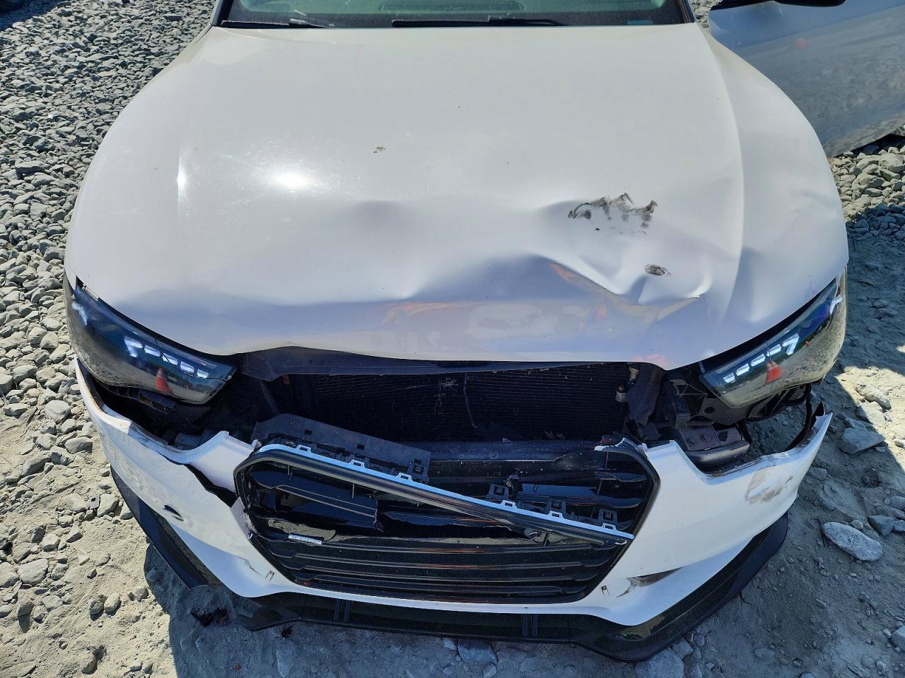 2013 Audi A5 Premium White vin: WAUGFAFR5DA061981