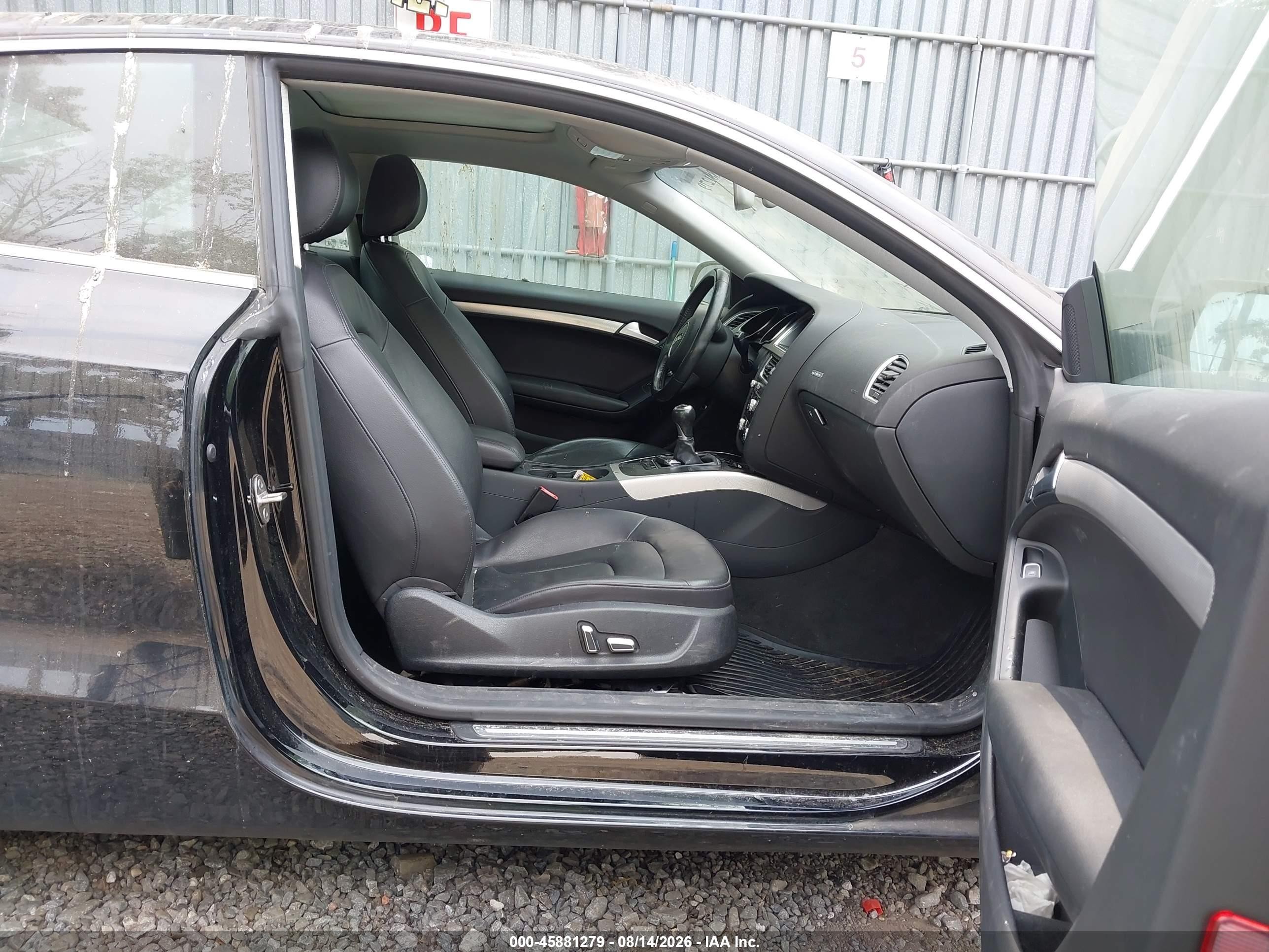 2013 Audi A5 2.0t Premium Black vin: WAUGFAFR7DA076370