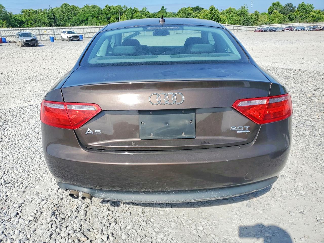 2011 Audi A5 Premium Tan vin: WAUGFAFR9BA051239