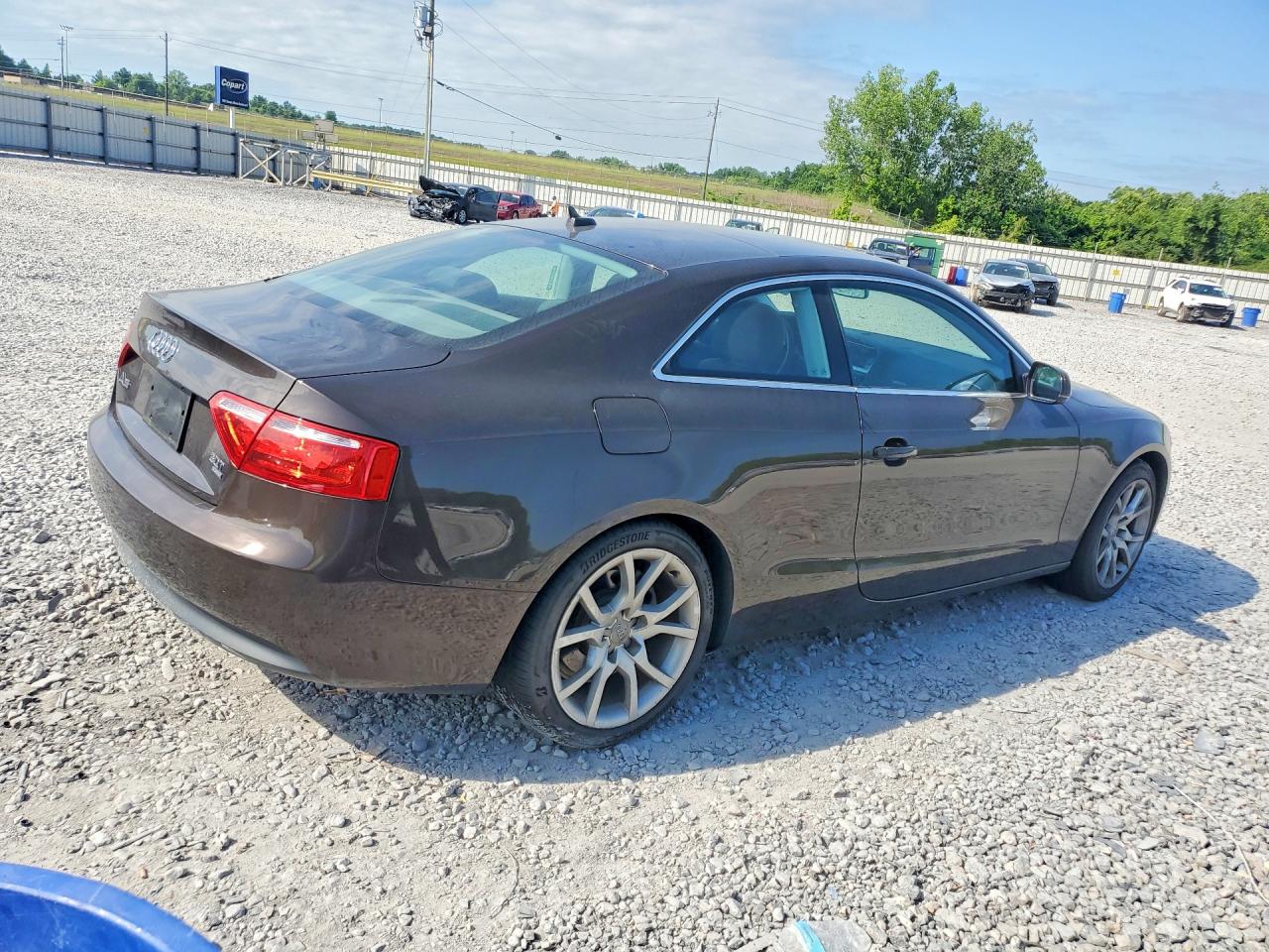 2011 Audi A5 Premium Tan vin: WAUGFAFR9BA051239