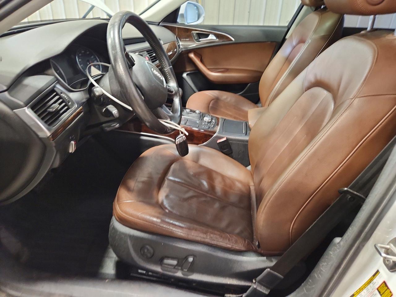 2012 Audi A6 Premium Plus White vin: WAUGGAFC0CN126820