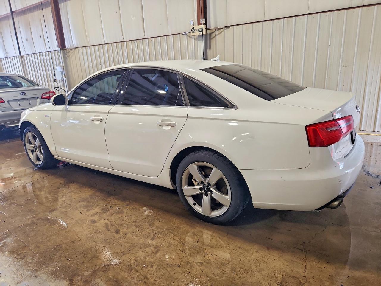 2012 Audi A6 Premium Plus White vin: WAUGGAFC0CN126820