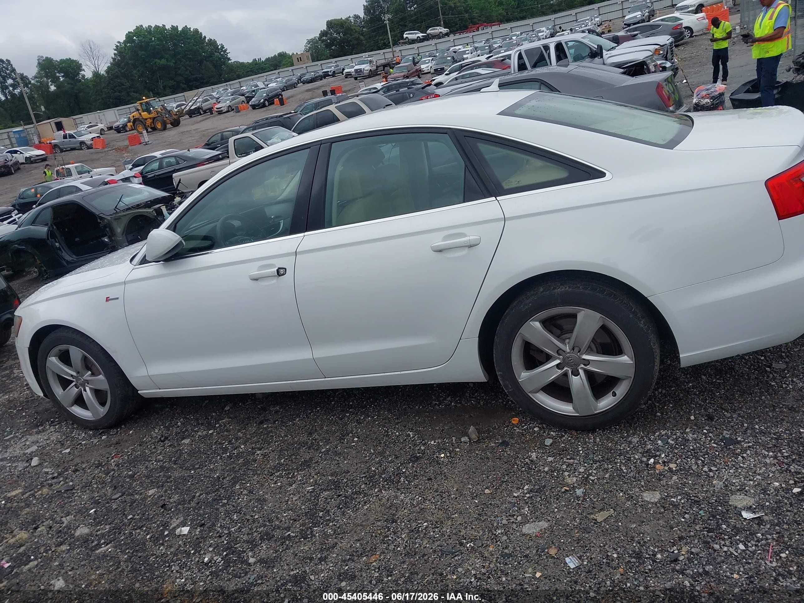 2012 Audi A6 3.0t Premium Plus White vin: WAUGGAFC0CN173247