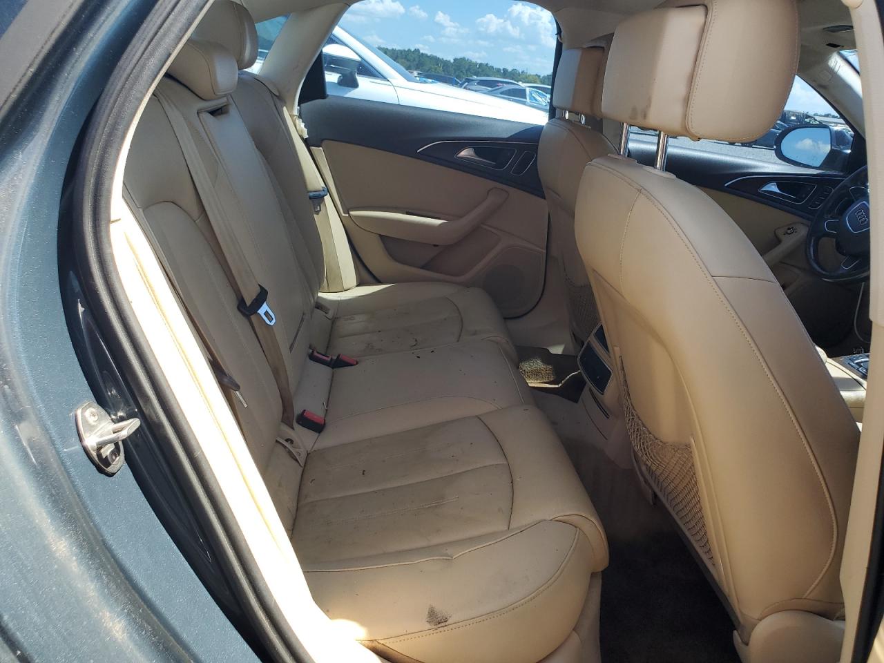 2012 Audi A6 Premium Plus Teal vin: WAUGGAFC1CN069270