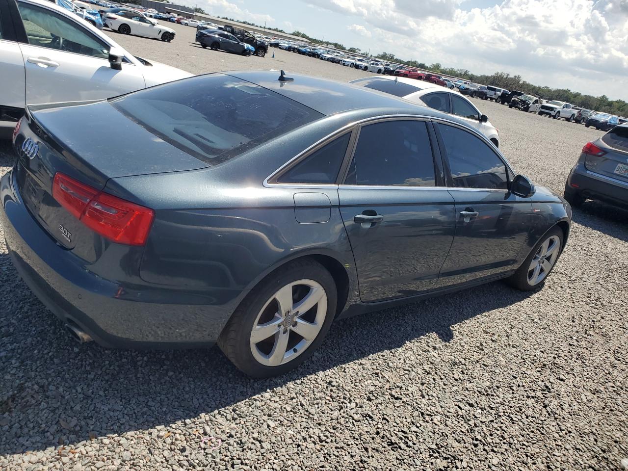 2012 Audi A6 Premium Plus Teal vin: WAUGGAFC1CN069270