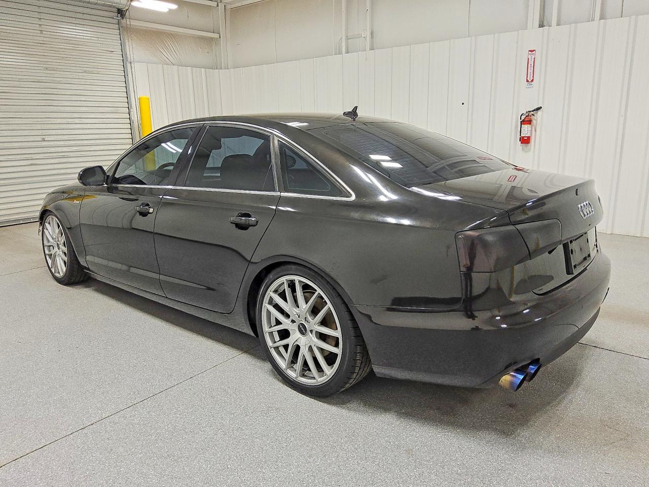 2013 Audi A6 Premium Plus Charcoal vin: WAUGGAFC1DN073322