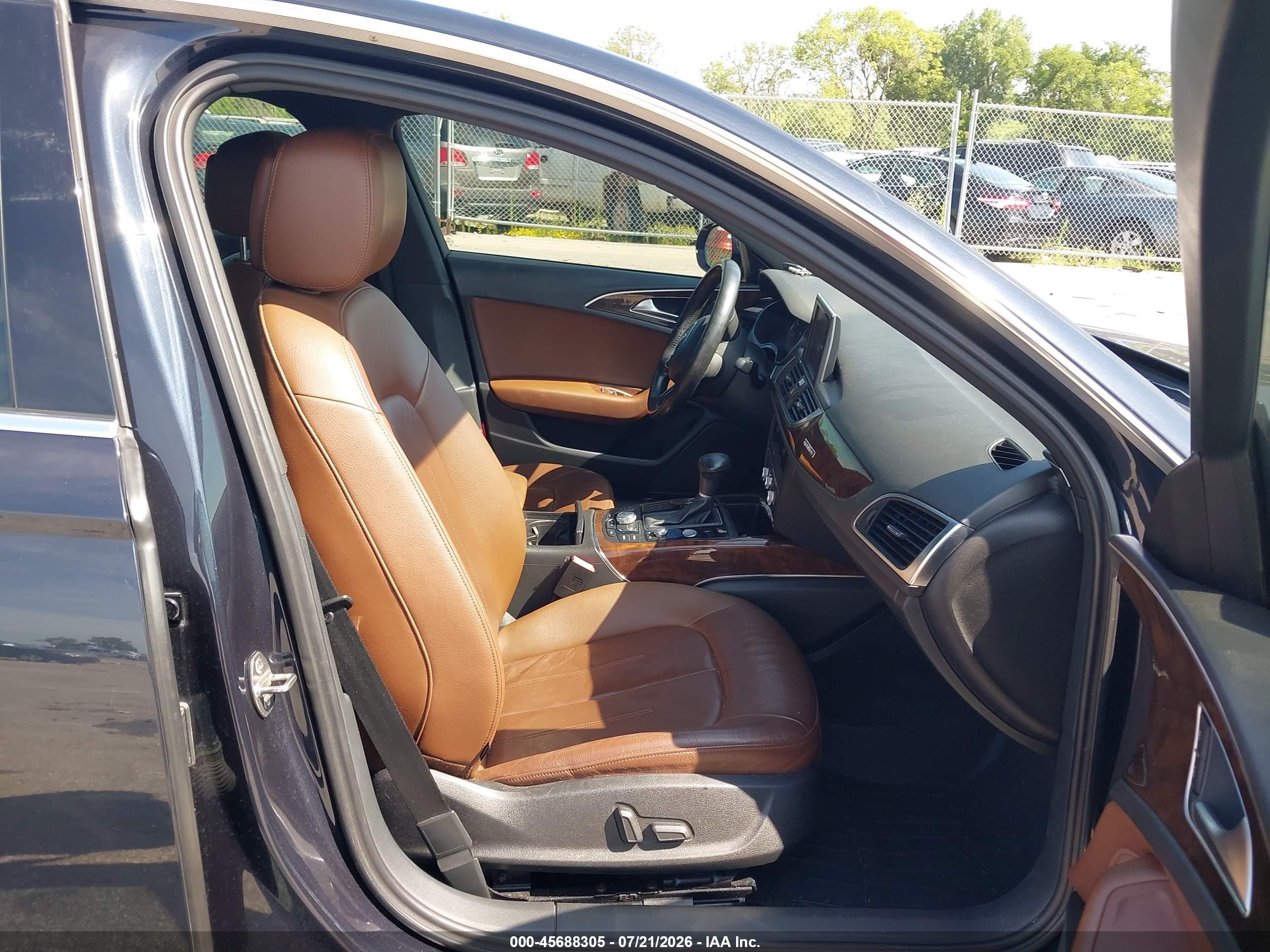 2012 Audi A6 3.0t Premium Plus Черный vin: WAUGGAFC2CN158474