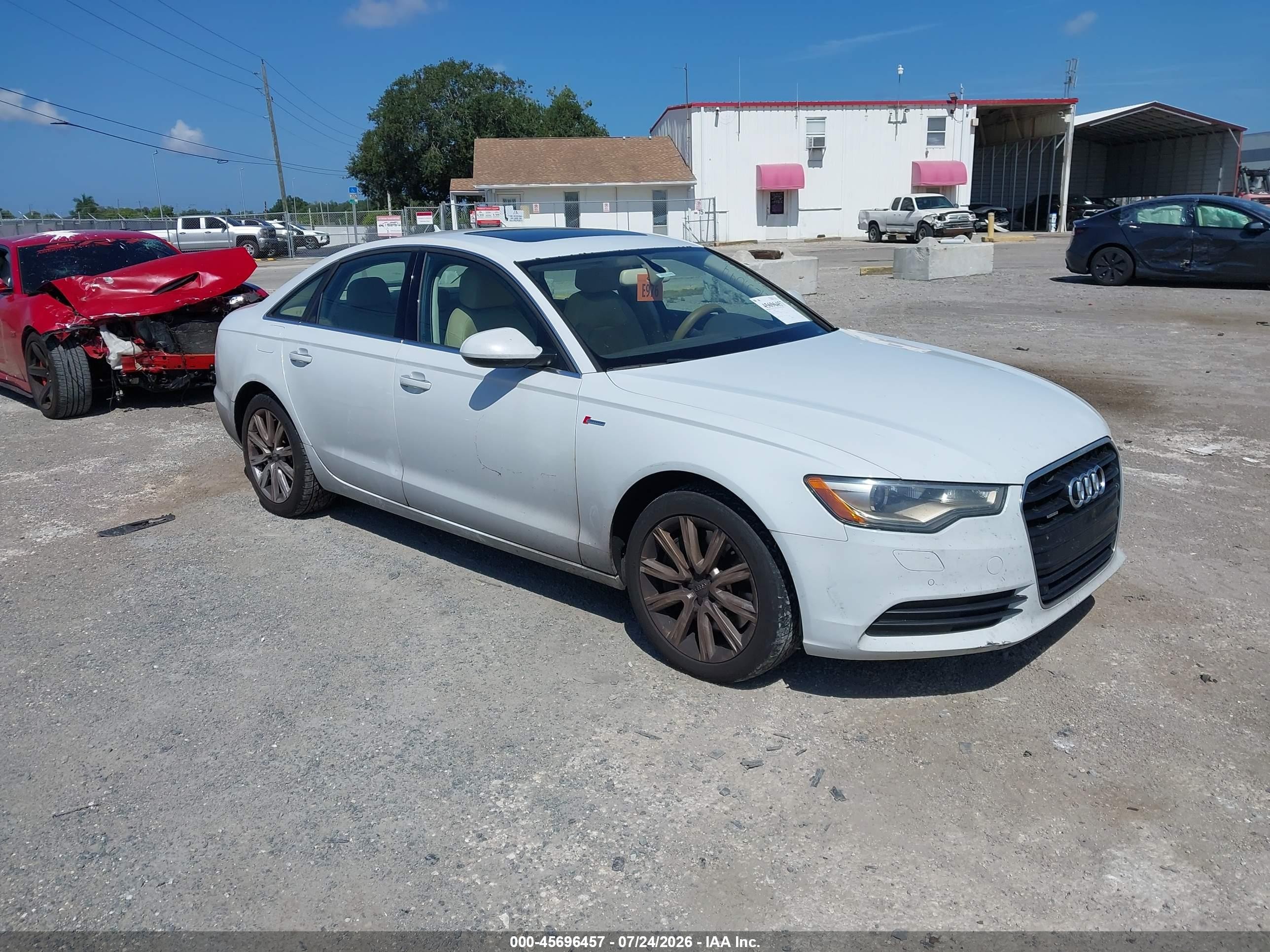 2013 Audi A6 3.0t Premium White vin: WAUGGAFC2DN004865
