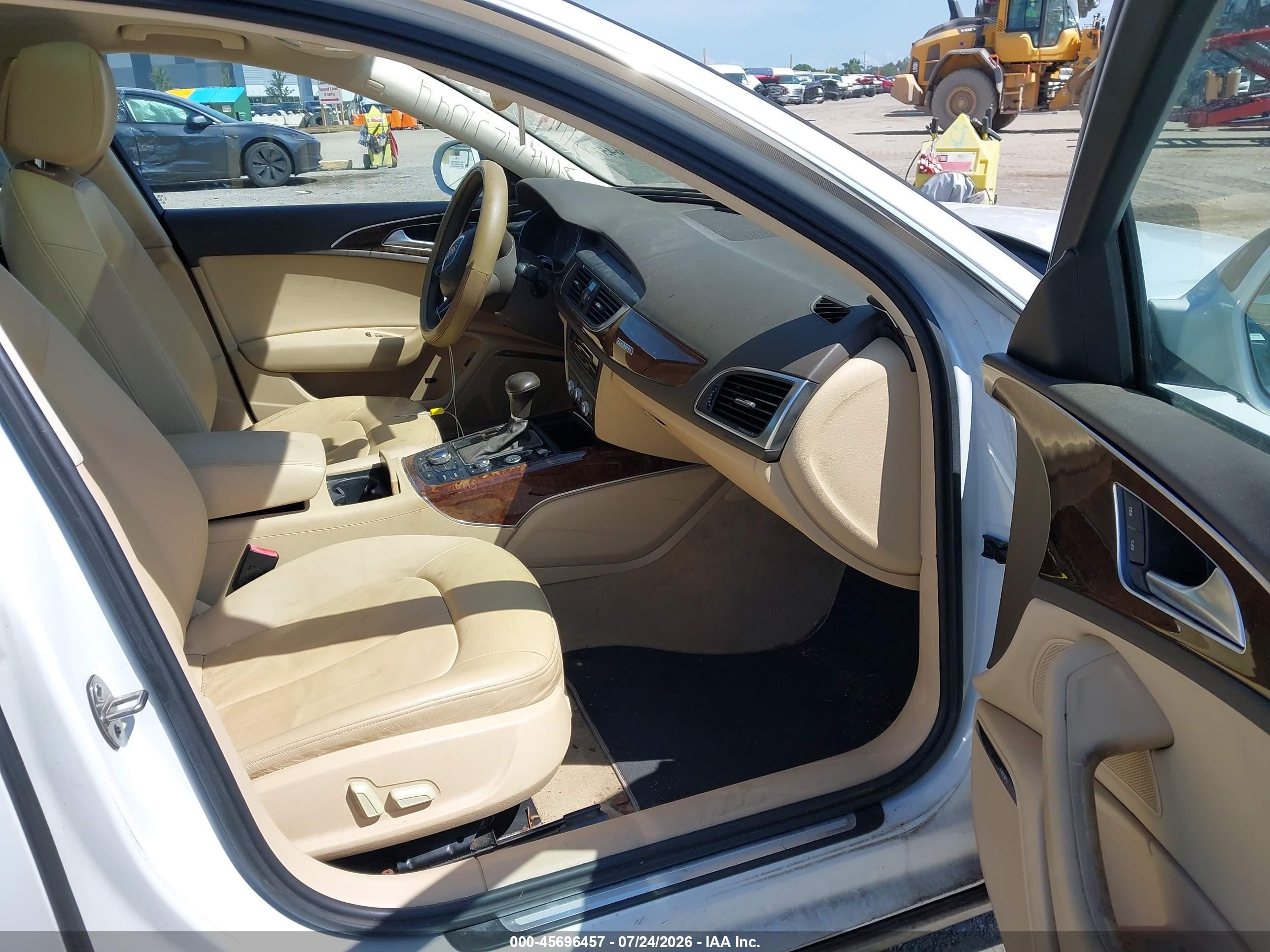 2013 Audi A6 3.0t Premium White vin: WAUGGAFC2DN004865