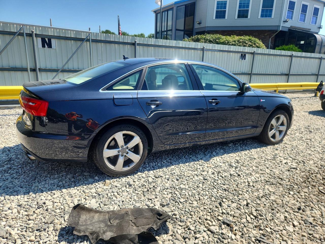 2012 Audi A6 Premium Plus Blue vin: WAUGGAFC5CN094933