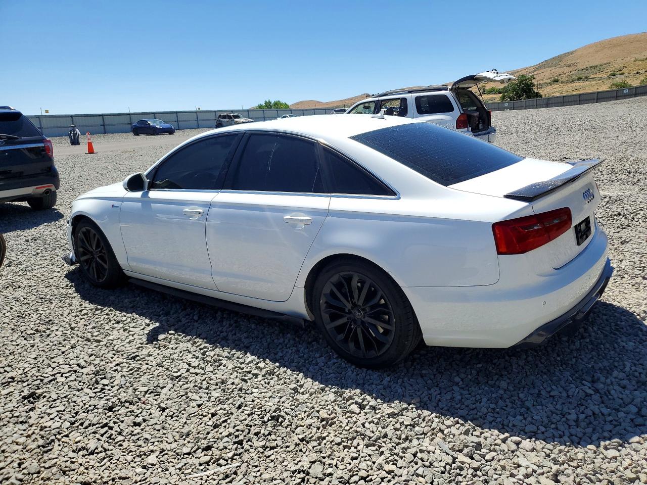 2012 Audi A6 Premium Plus White vin: WAUGGAFC8CN069234