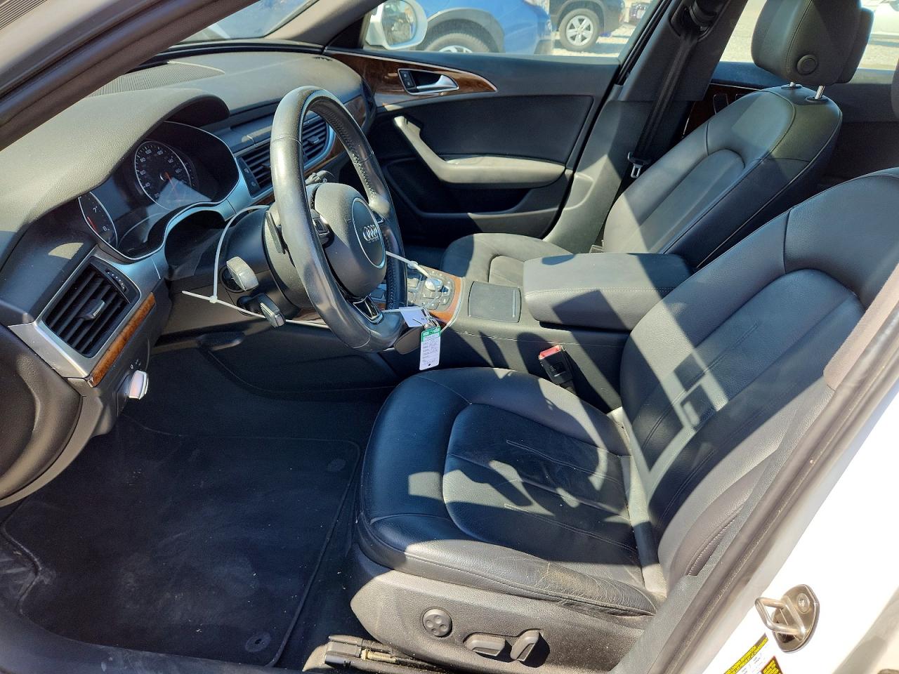 2012 Audi A6 Premium Plus White vin: WAUGGAFC8CN096854