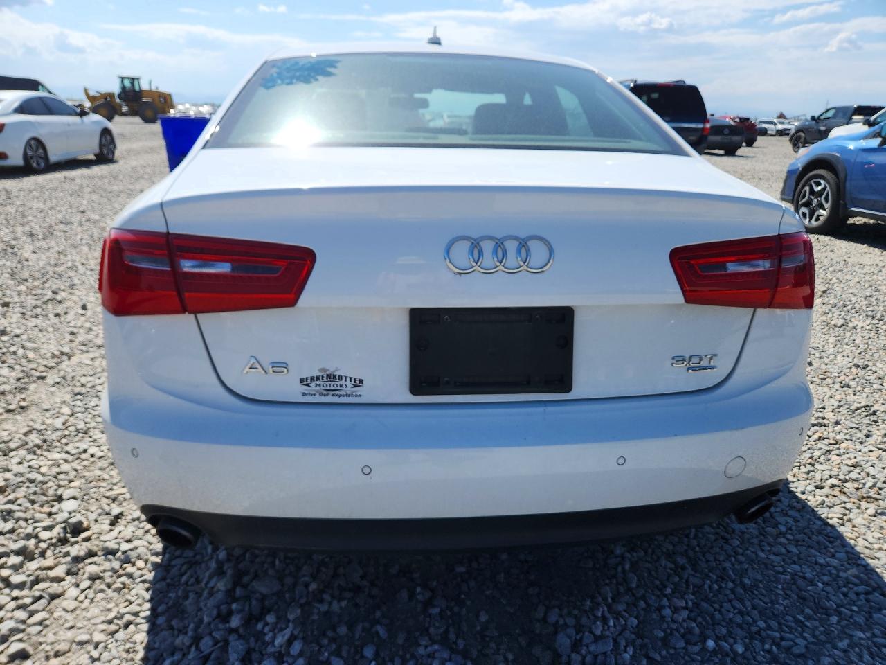 2012 Audi A6 Premium Plus White vin: WAUGGAFC8CN096854