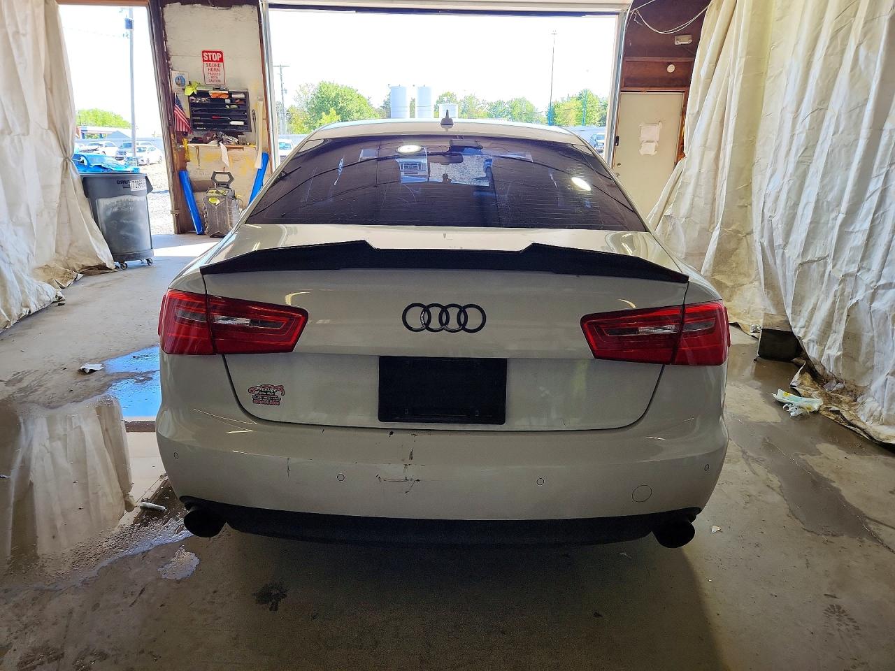 2013 Audi A6 Premium Plus White vin: WAUGGAFC8DN047347