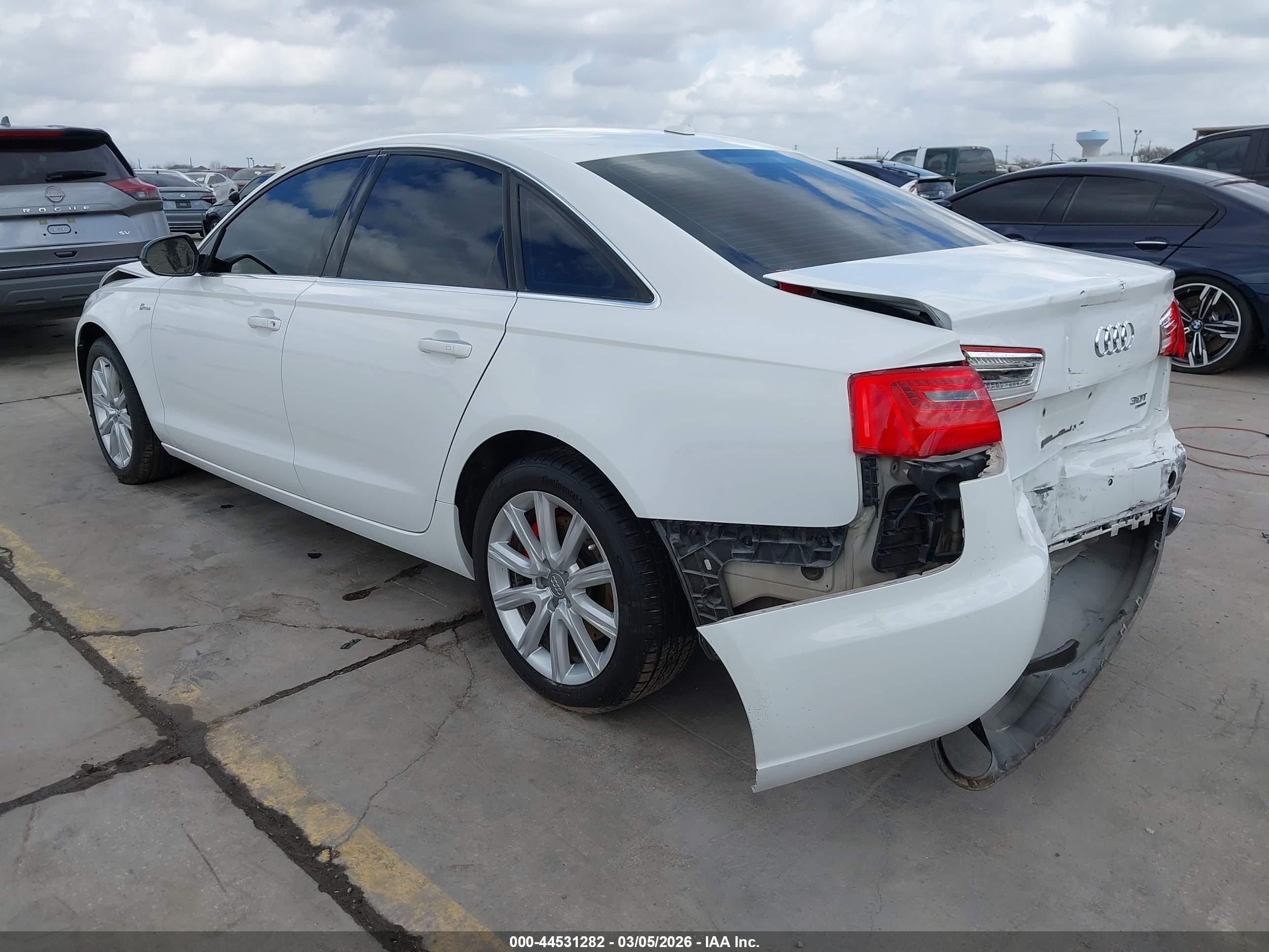 2013 Audi A6 3.0t Premium White vin: WAUGGAFC9DN080616
