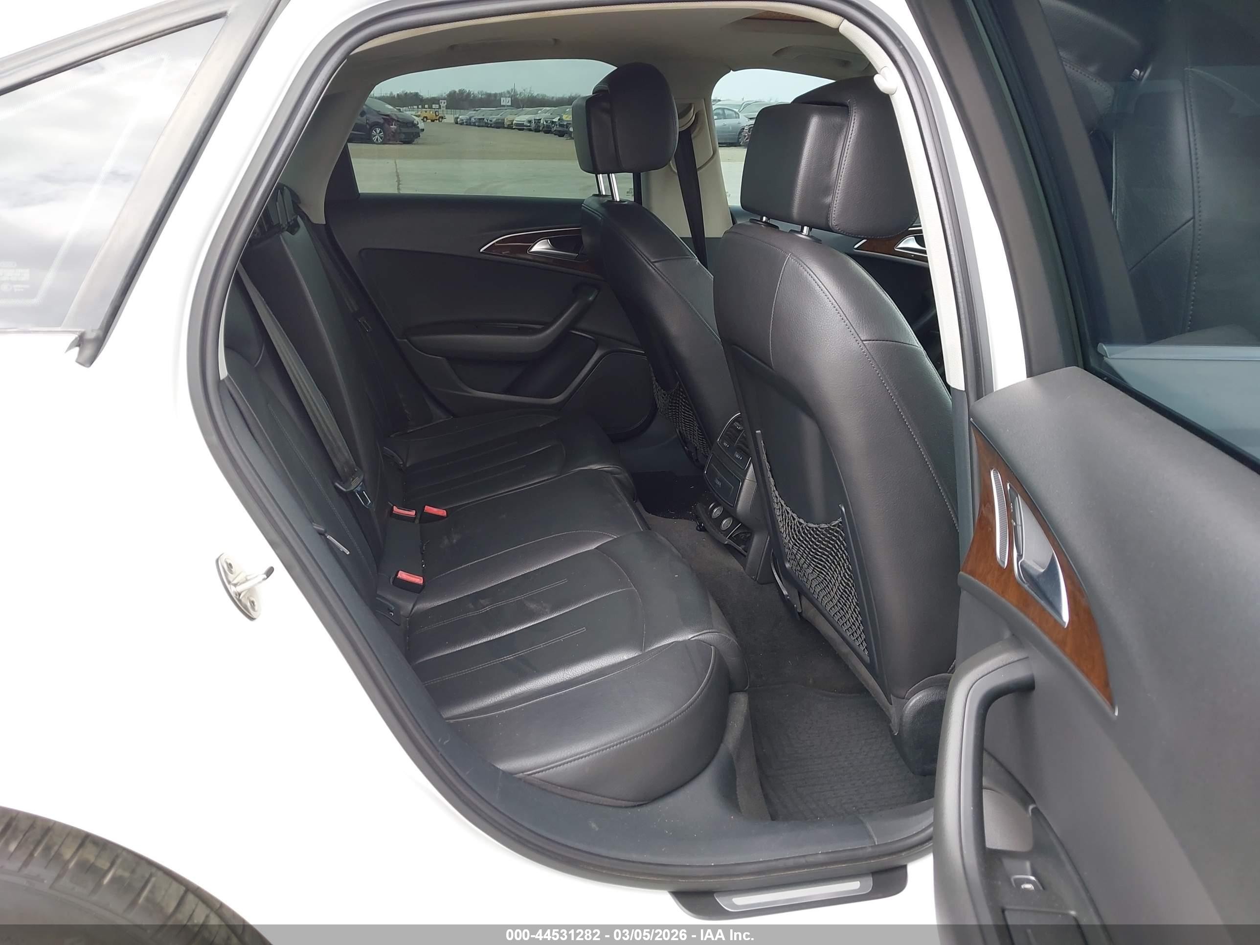 2013 Audi A6 3.0t Premium White vin: WAUGGAFC9DN080616