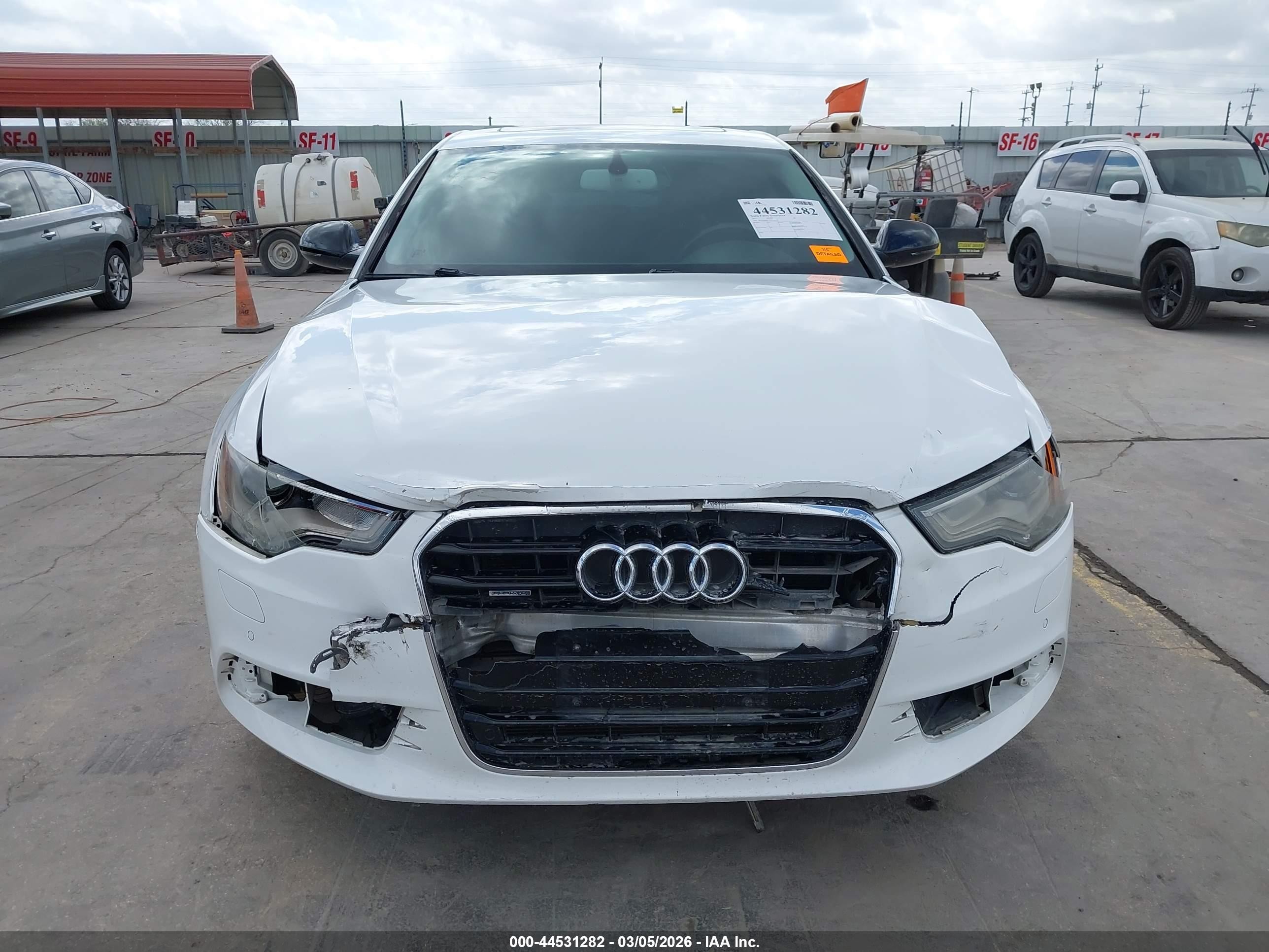 2013 Audi A6 3.0t Premium White vin: WAUGGAFC9DN080616