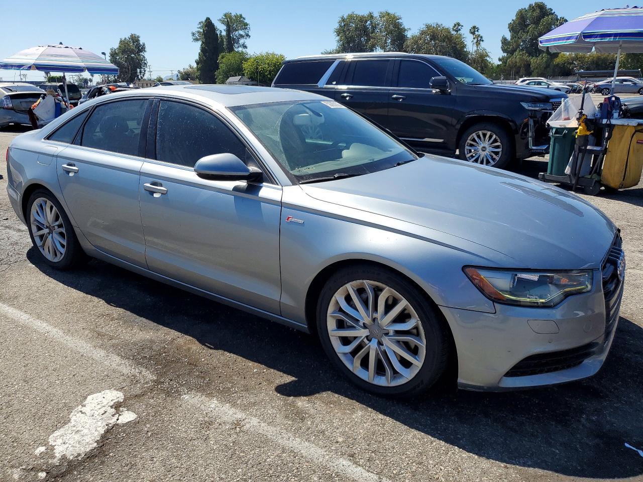 2012 Audi A6 Premium Plus Silver vin: WAUGGAFCXCN152230