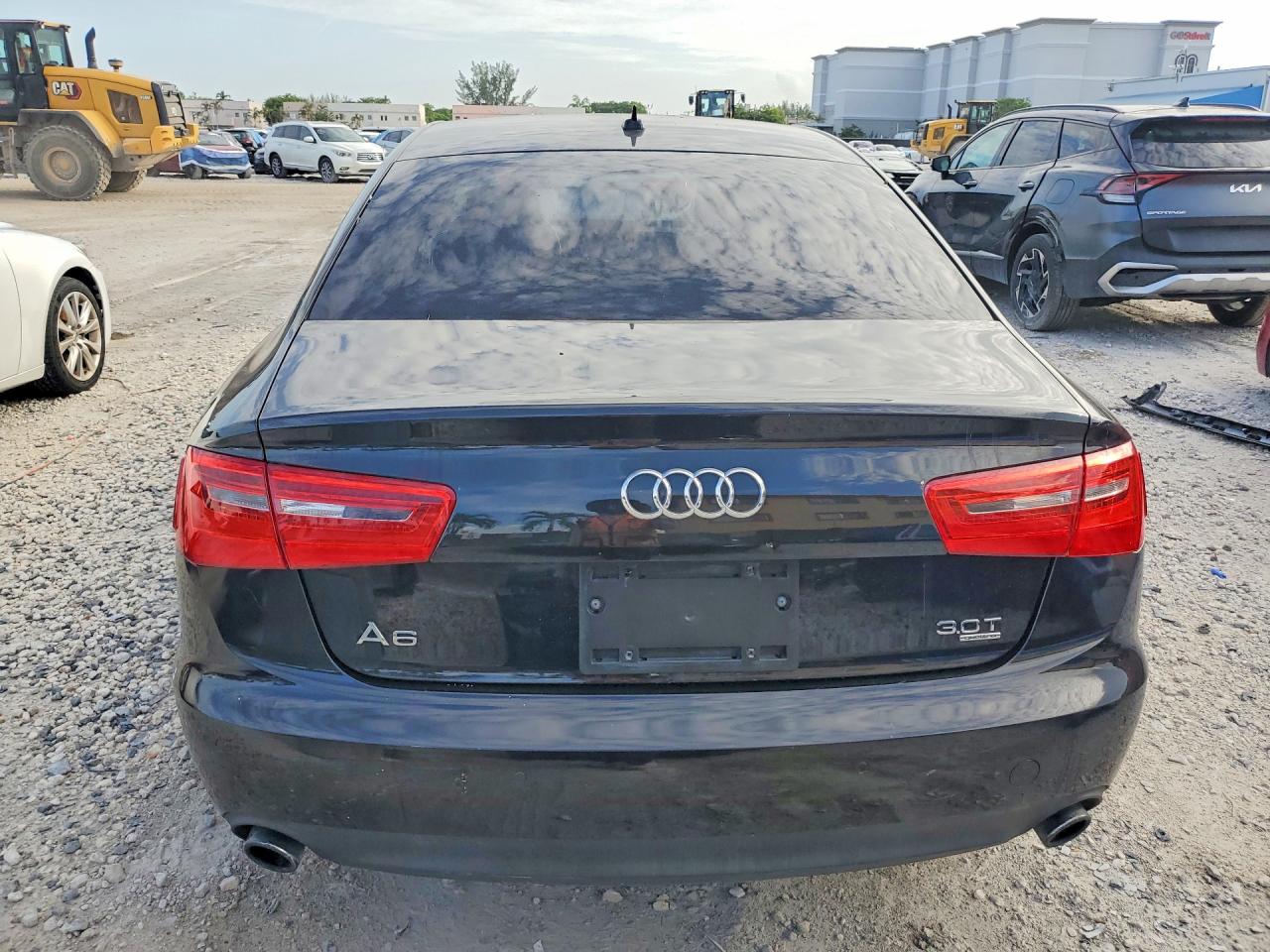 2012 Audi A6 Premium Plus Black vin: WAUGGAFCXCN156083