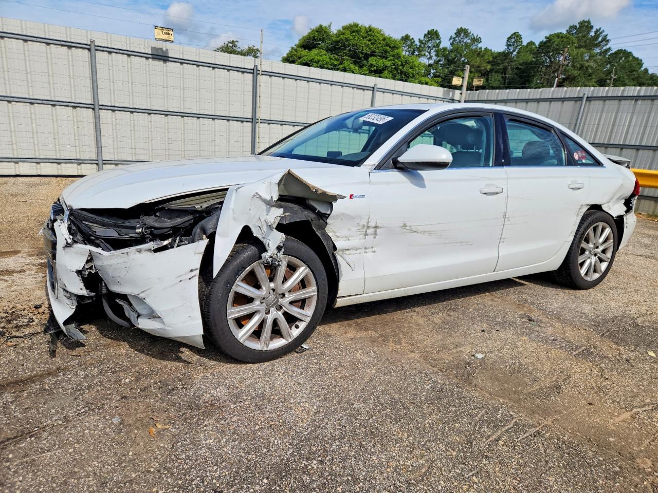 2013 Audi A6 Premium Plus White vin: WAUGGAFCXDN142072