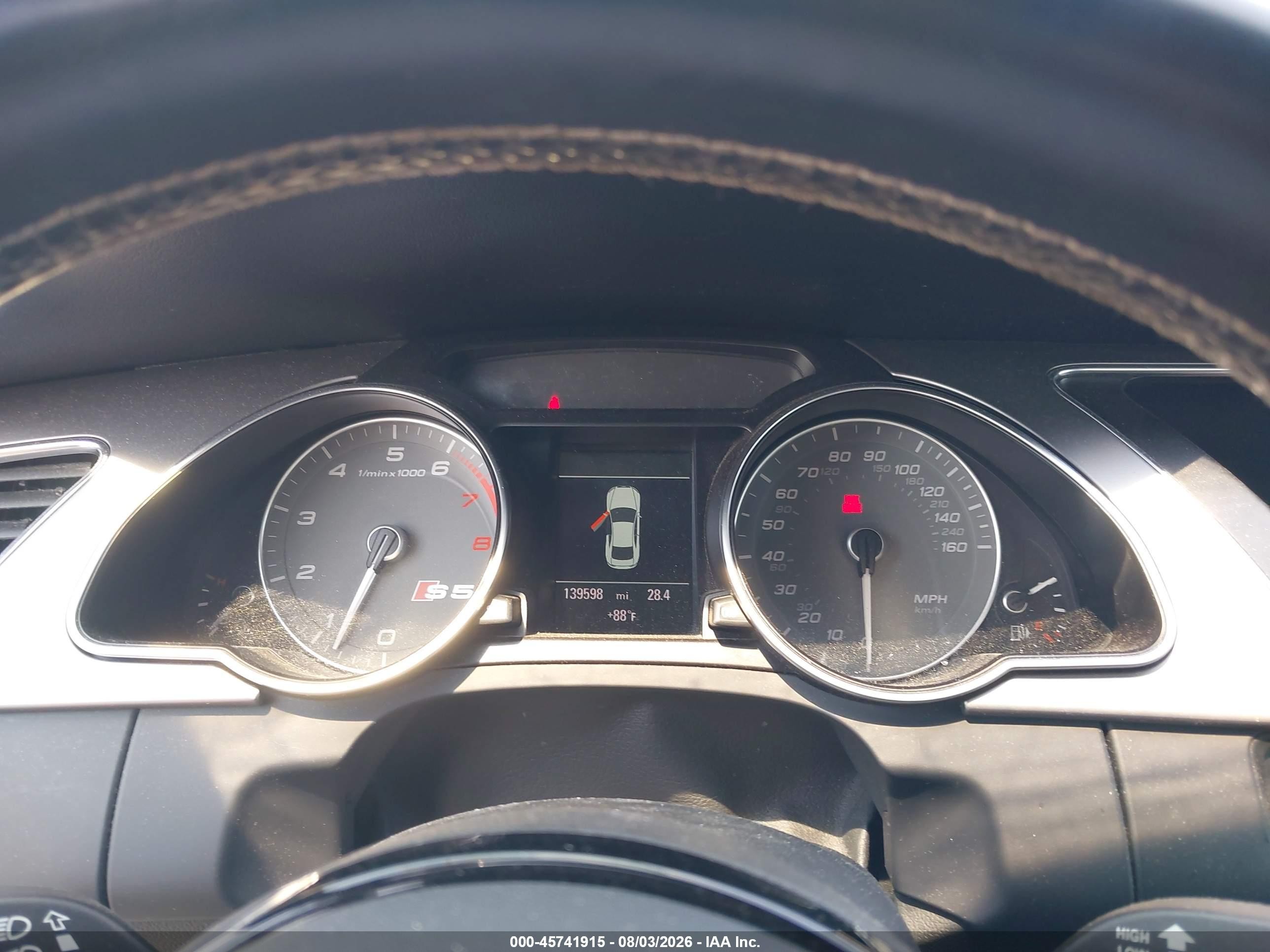 2013 Audi S5 3.0t Premium Plus Серый vin: WAUGGAFR2DA002108