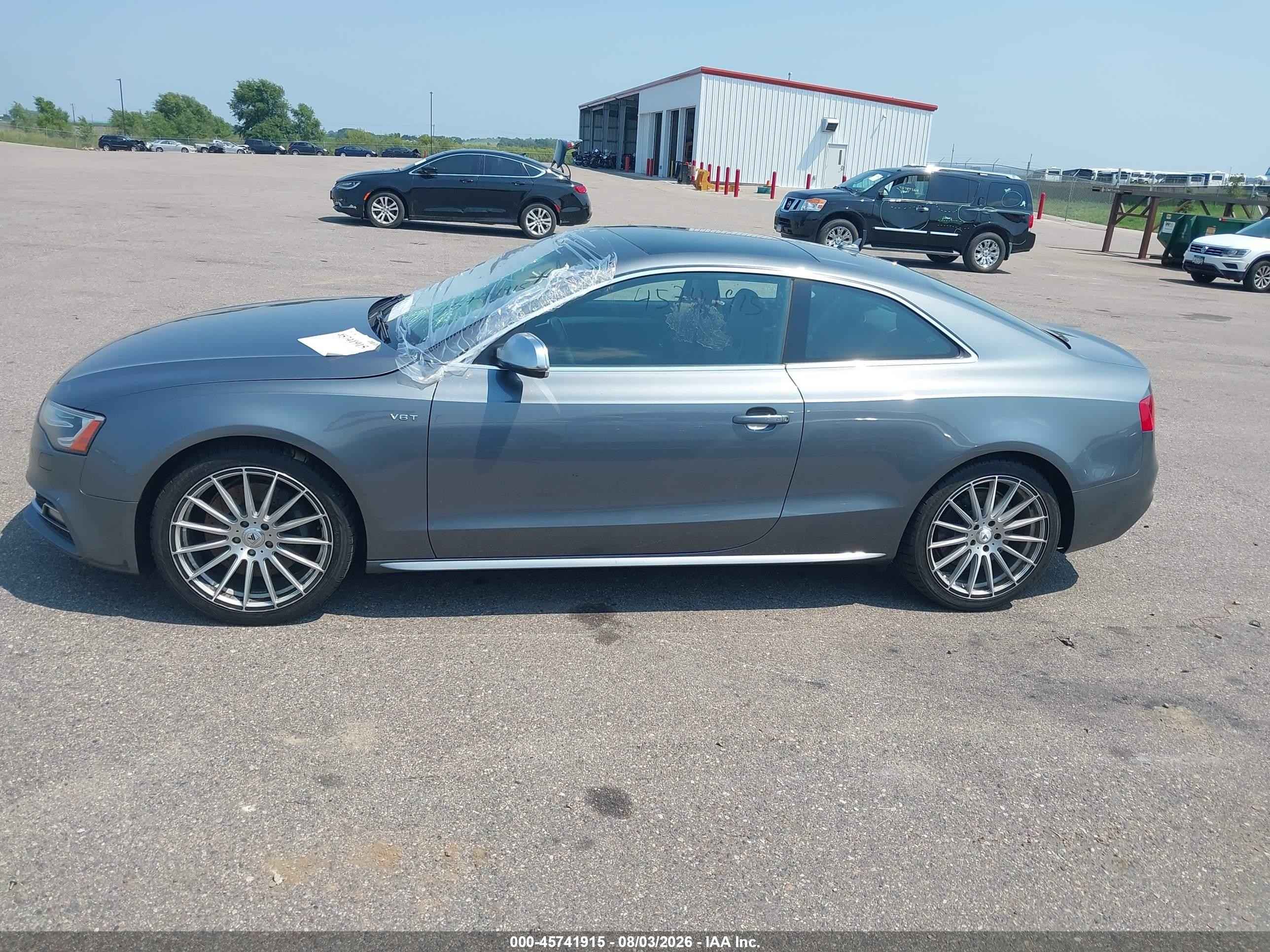 2013 Audi S5 3.0t Premium Plus Серый vin: WAUGGAFR2DA002108
