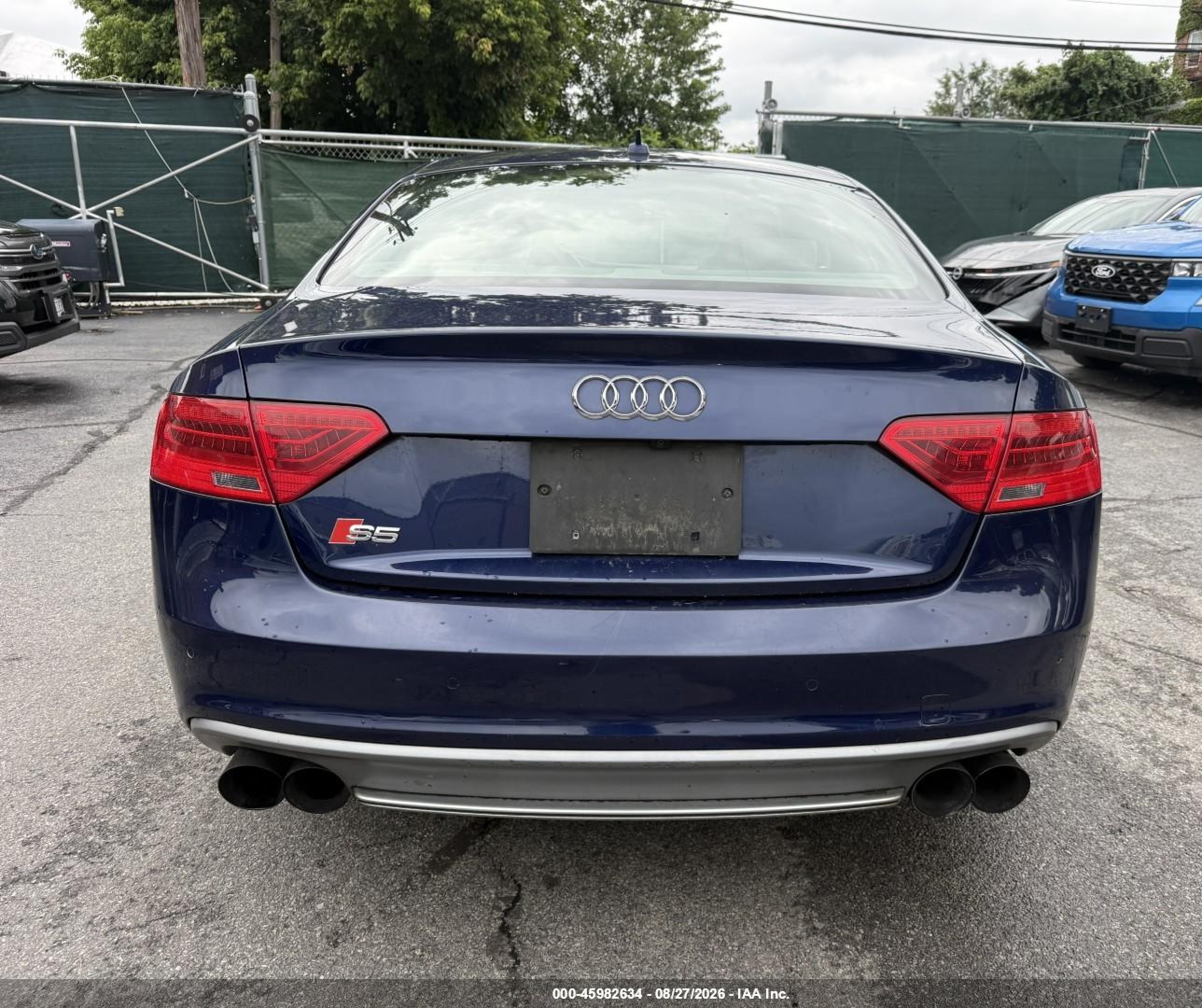 2013 Audi S5 3.0t Premium Plus Синий vin: WAUGGAFRXDA066297