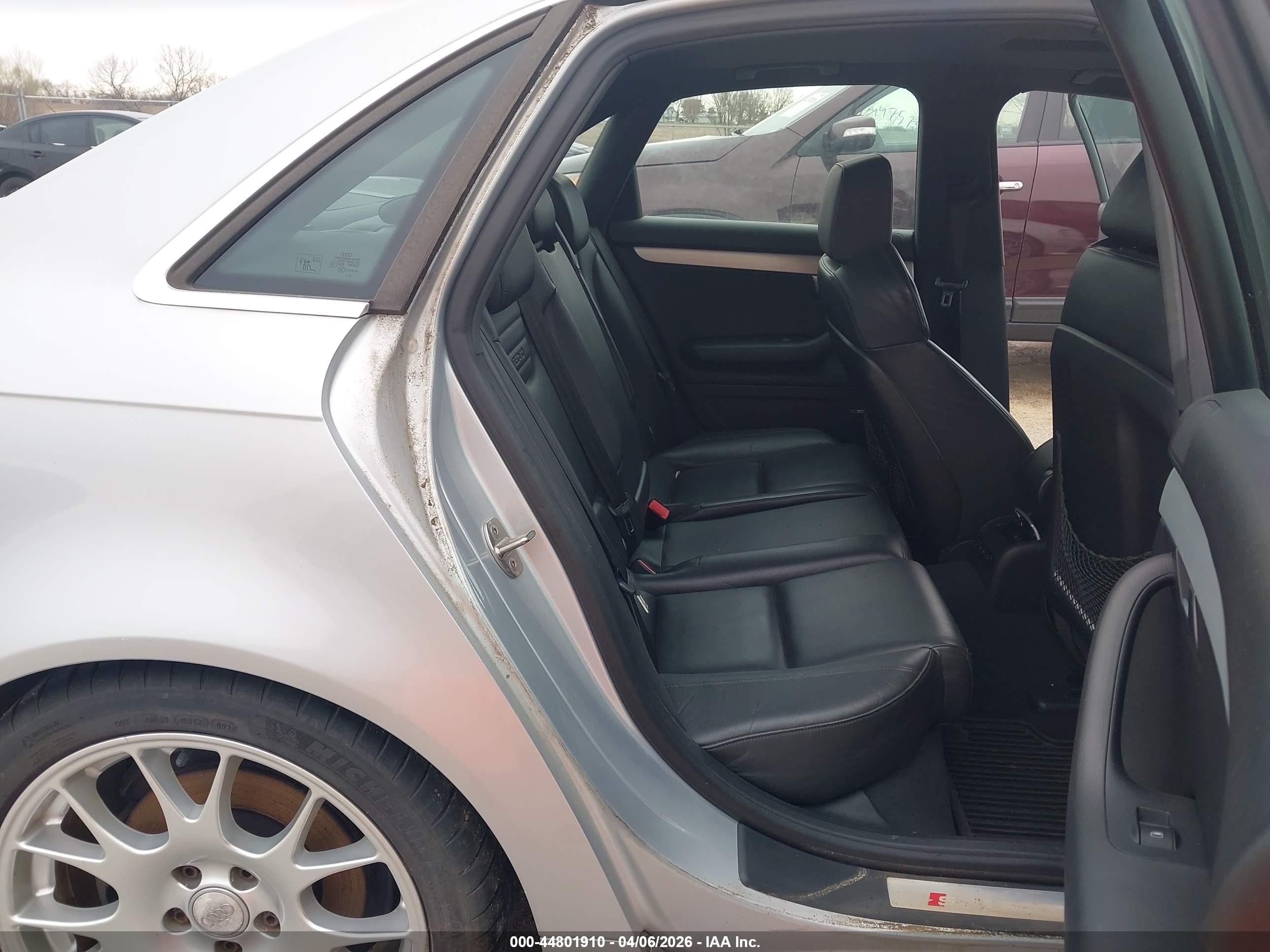 2006 Audi S4 4.2 Серебряный vin: WAUGL78E46A007273