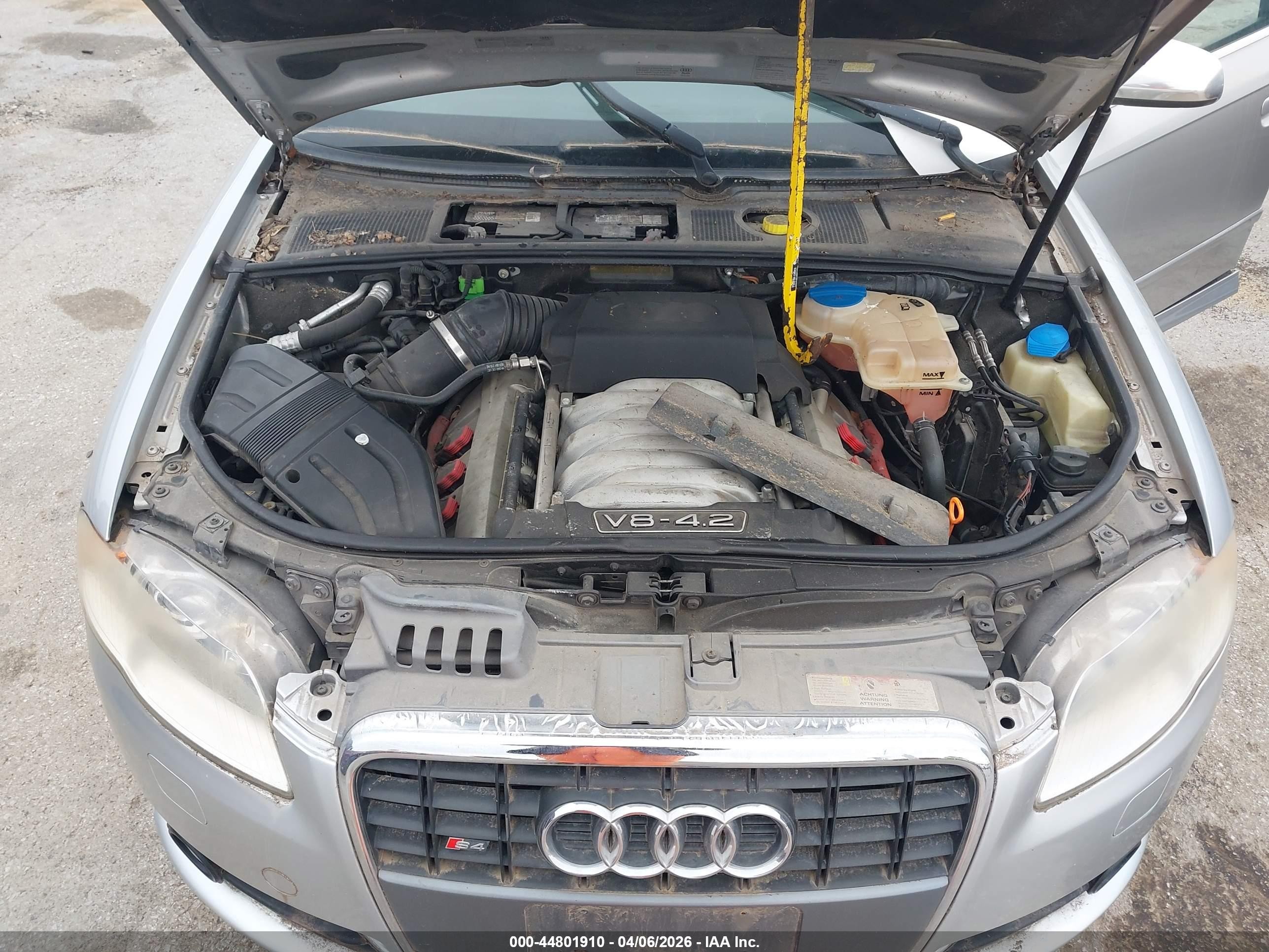 2006 Audi S4 4.2 Серебряный vin: WAUGL78E46A007273