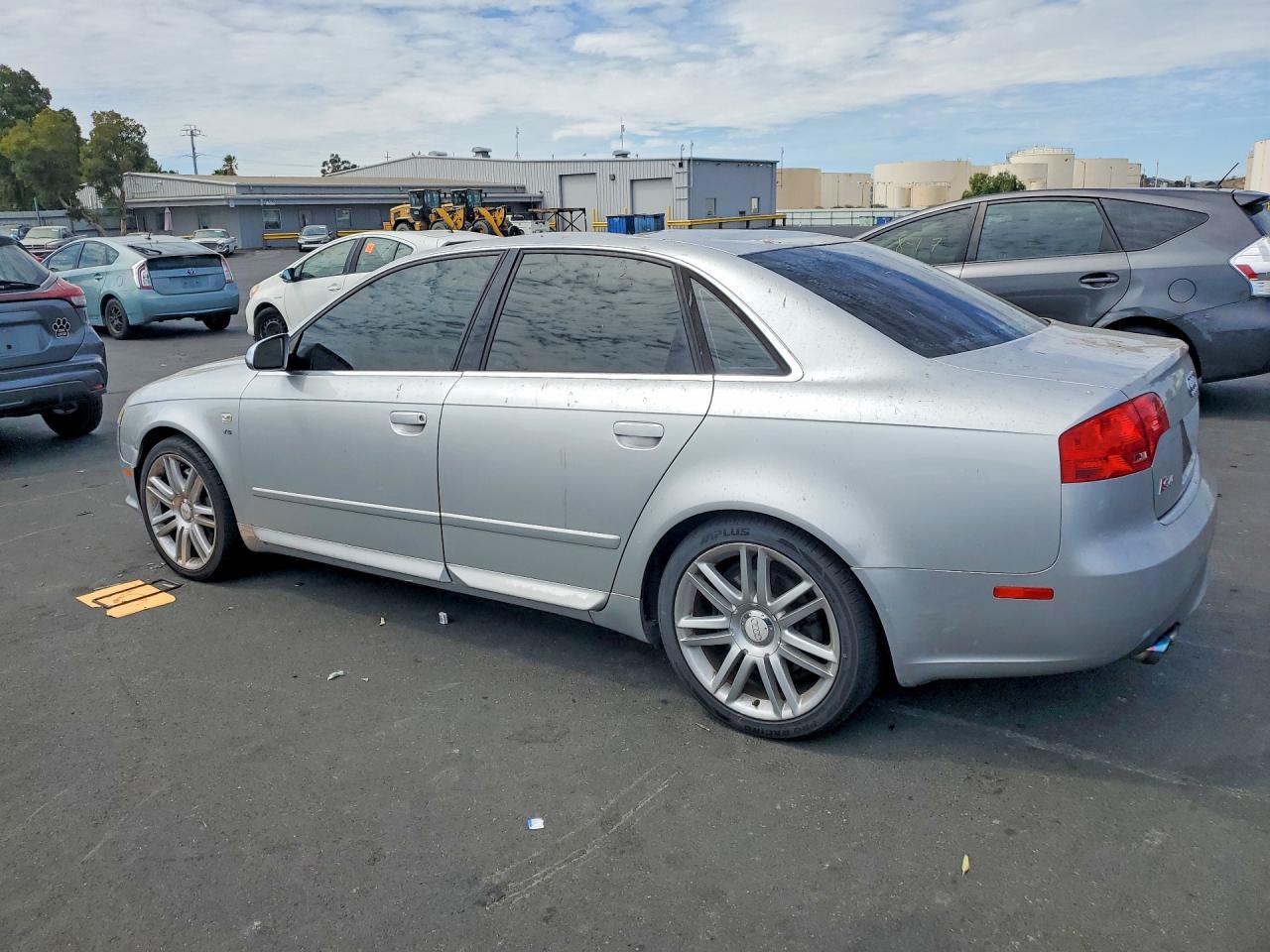 2007 Audi New S4 Quattro Silver vin: WAUGL78E47A016573