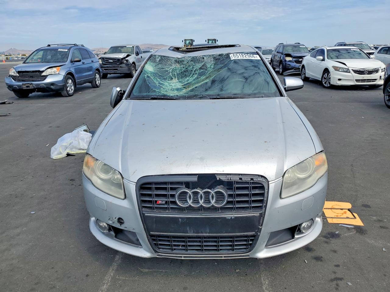 2007 Audi New S4 Quattro Silver vin: WAUGL78E47A016573