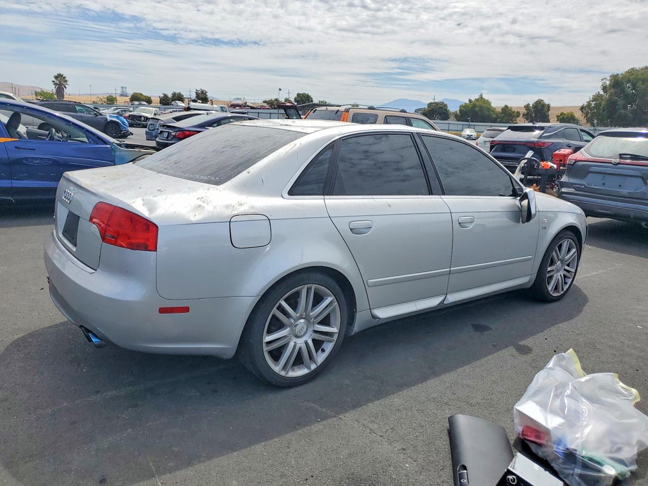 2007 Audi New S4 Quattro Silver vin: WAUGL78E47A016573