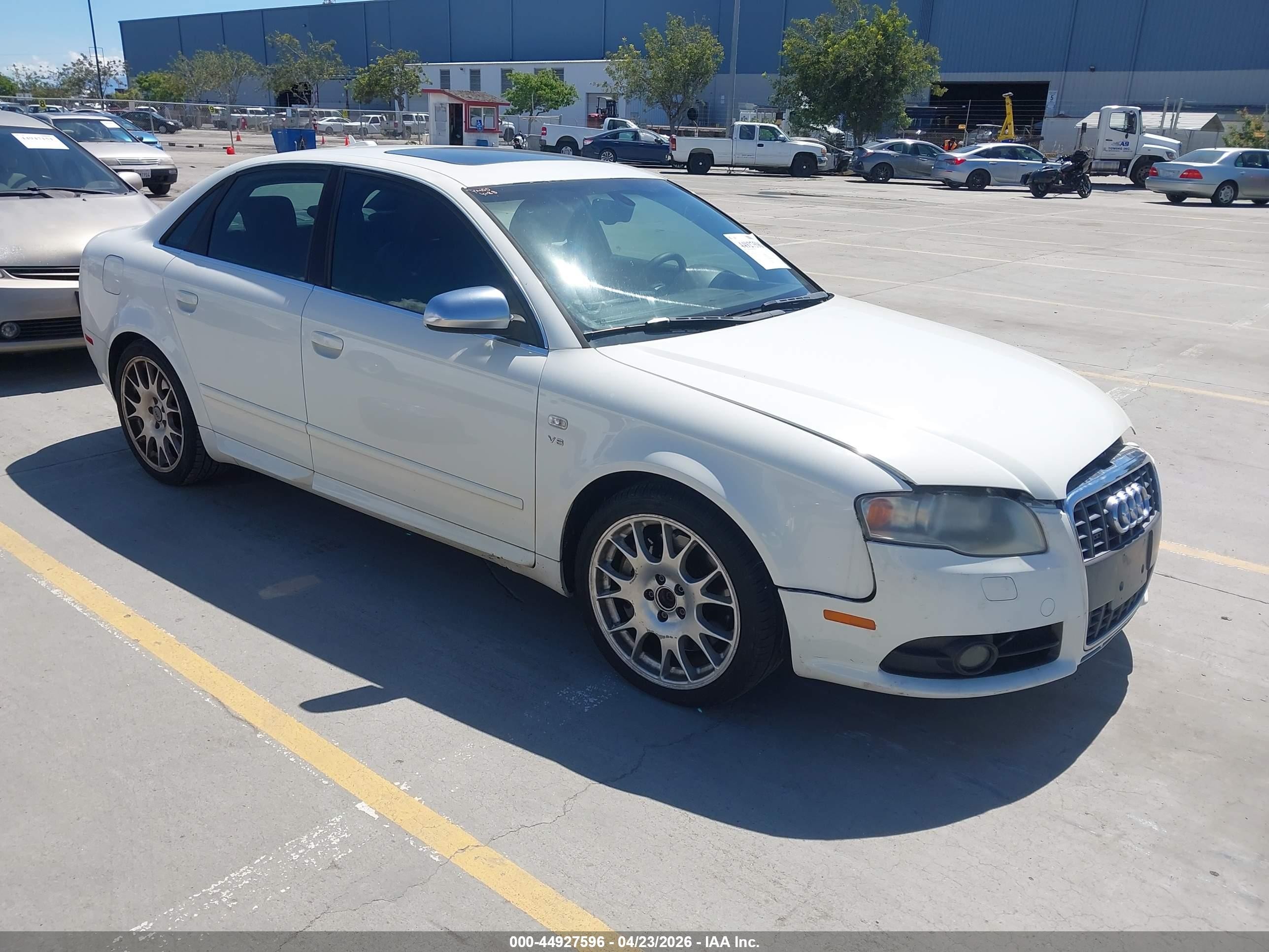 2006 Audi S4 4.2 White vin: WAUGL78E56A182051