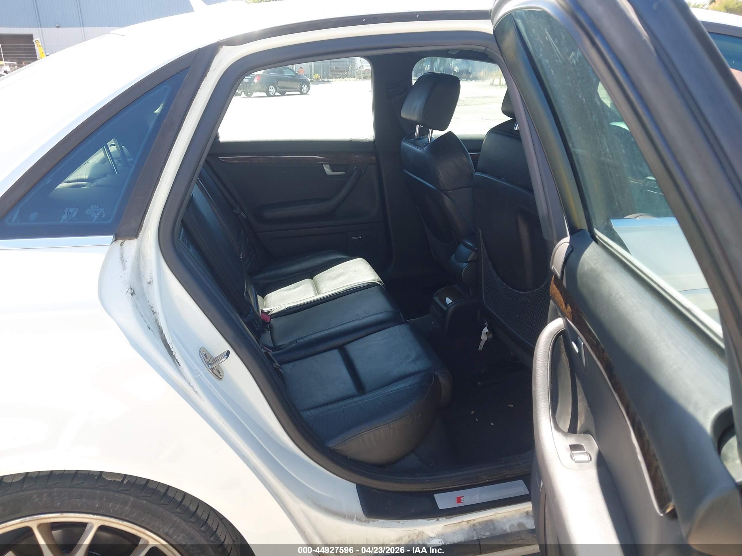 2006 Audi S4 4.2 White vin: WAUGL78E56A182051