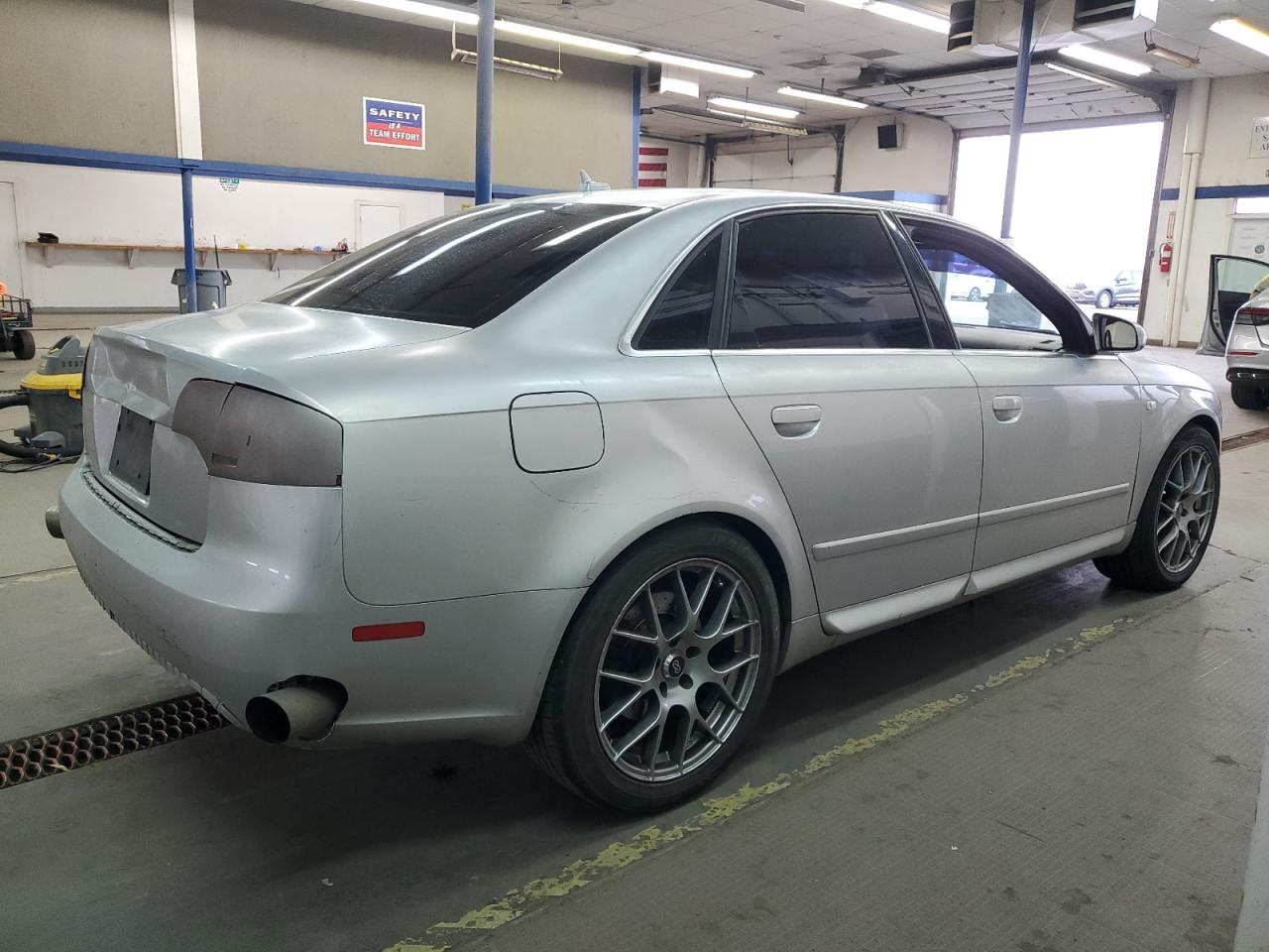 2007 Audi New S4 Quattro Silver vin: WAUGL78E67A234384