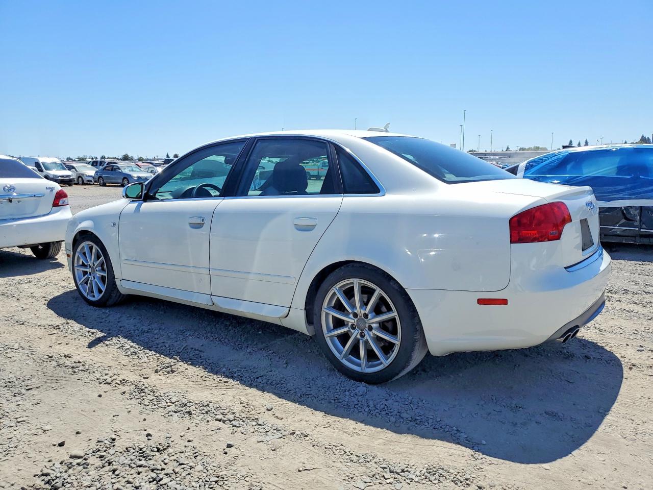2005 Audi New S4 Quattro White vin: WAUGL78E95A544140