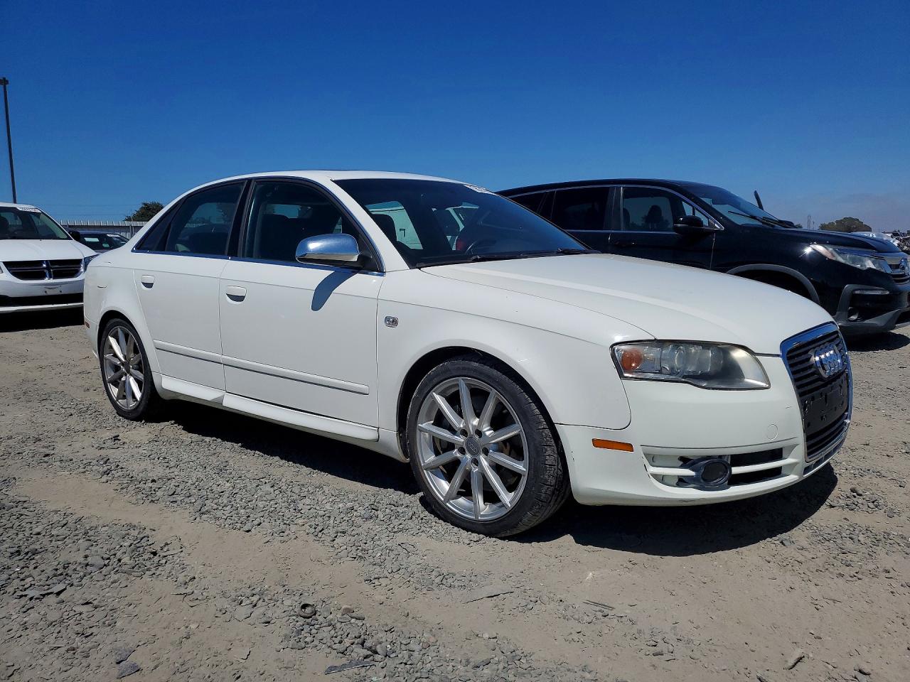 2005 Audi New S4 Quattro White vin: WAUGL78E95A544140