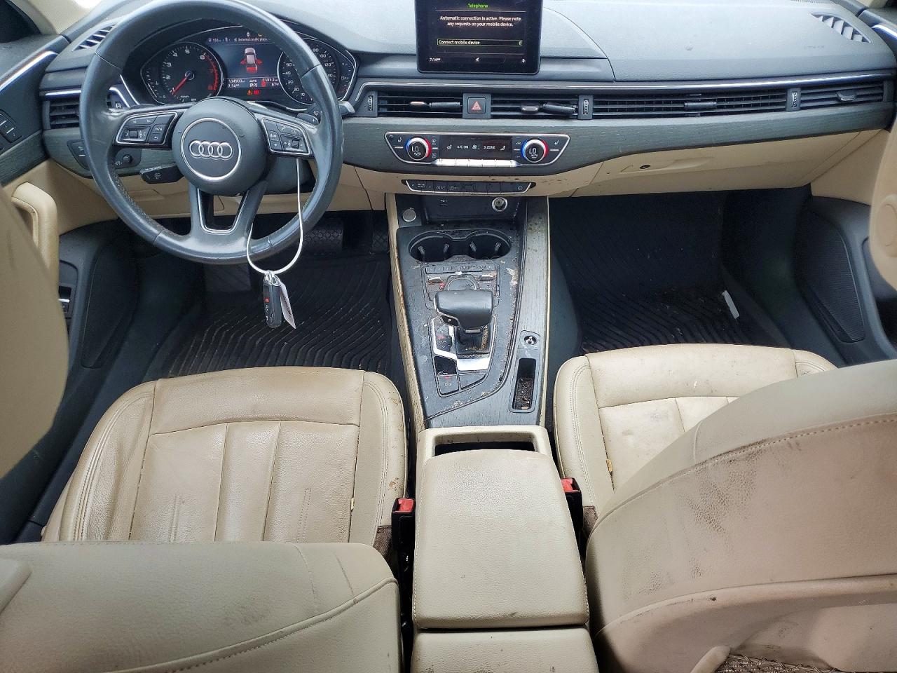 2019 Audi A4 Premium Черный vin: WAUGMAF47KA032134