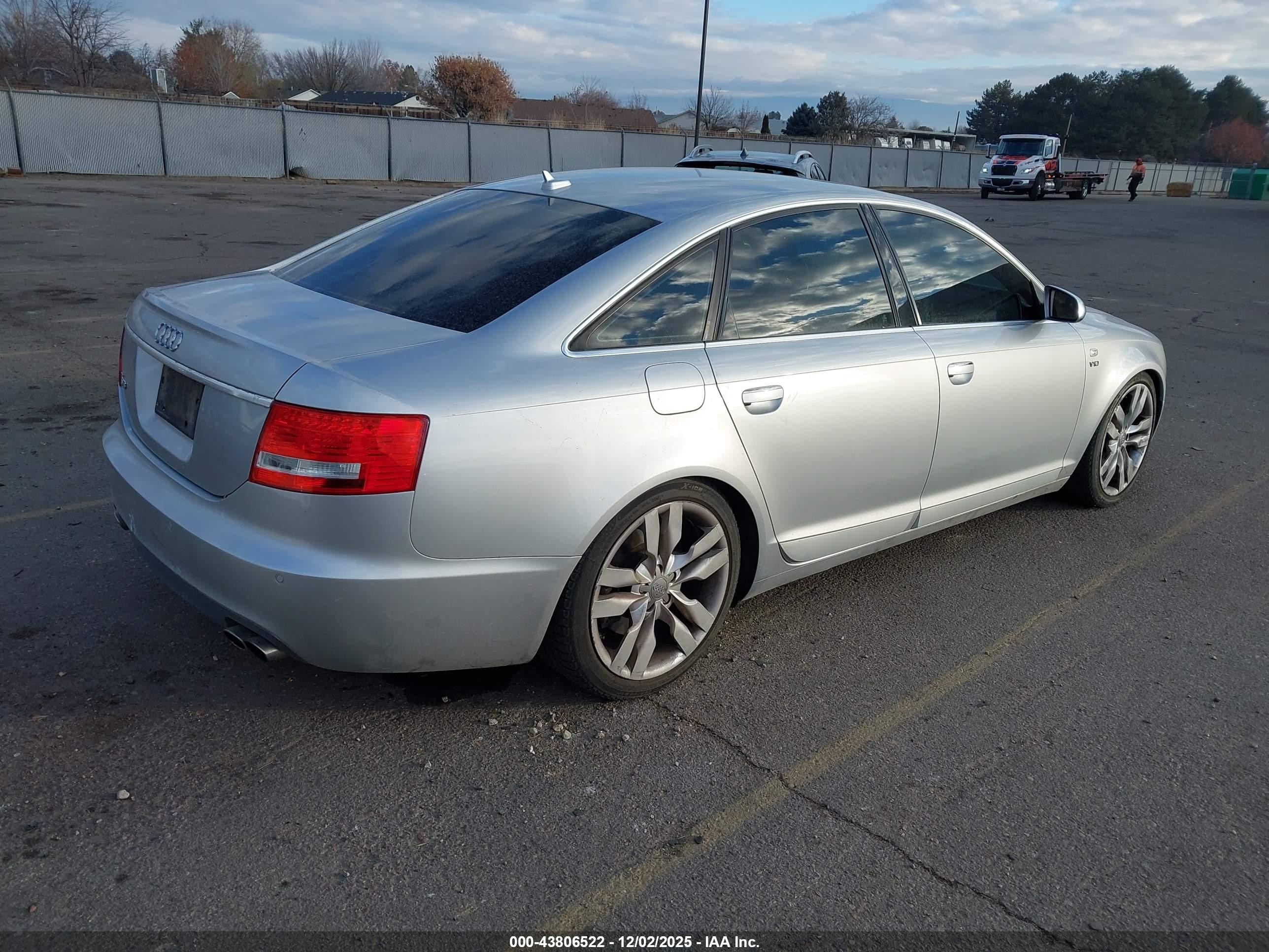 2007 Audi S6 5.2 Silver vin: WAUGN94F37N034091