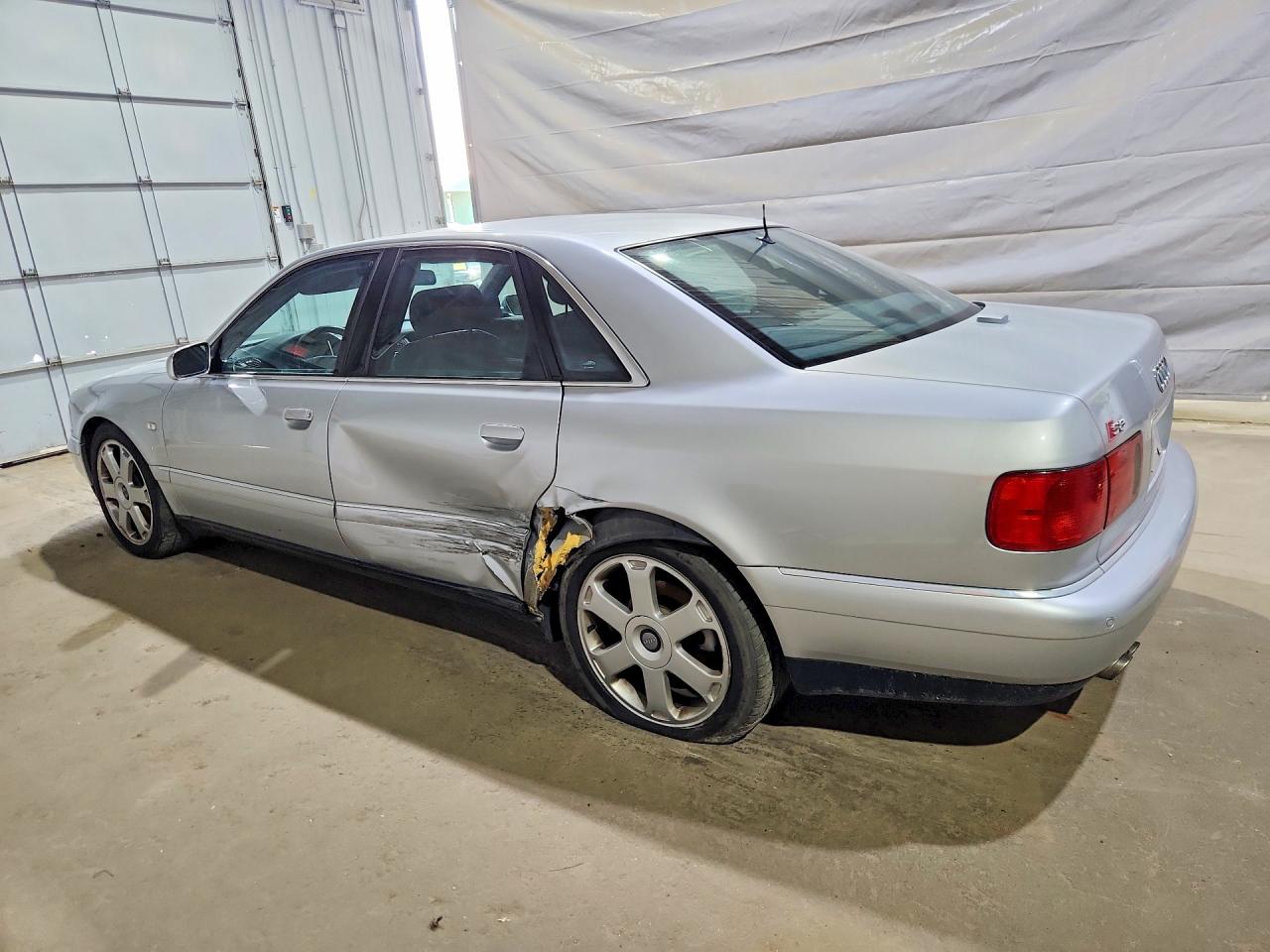 2001 Audi S8 Quattro Silver vin: WAUGU54D31N012917