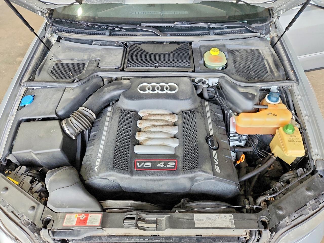 2001 Audi S8 Quattro Silver vin: WAUGU54D31N012917